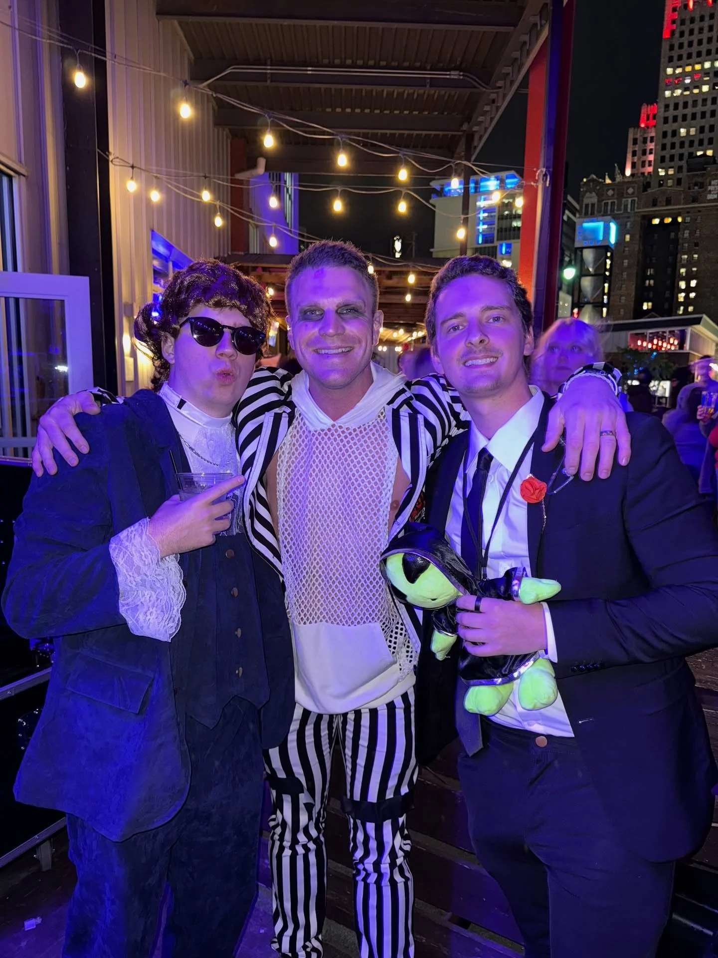 Closed out Halloween night at @kcliveblock after @crankdat 🔥🔊 Thank you to everyone who partied with me and kept the vibes going! What a night😈🎧