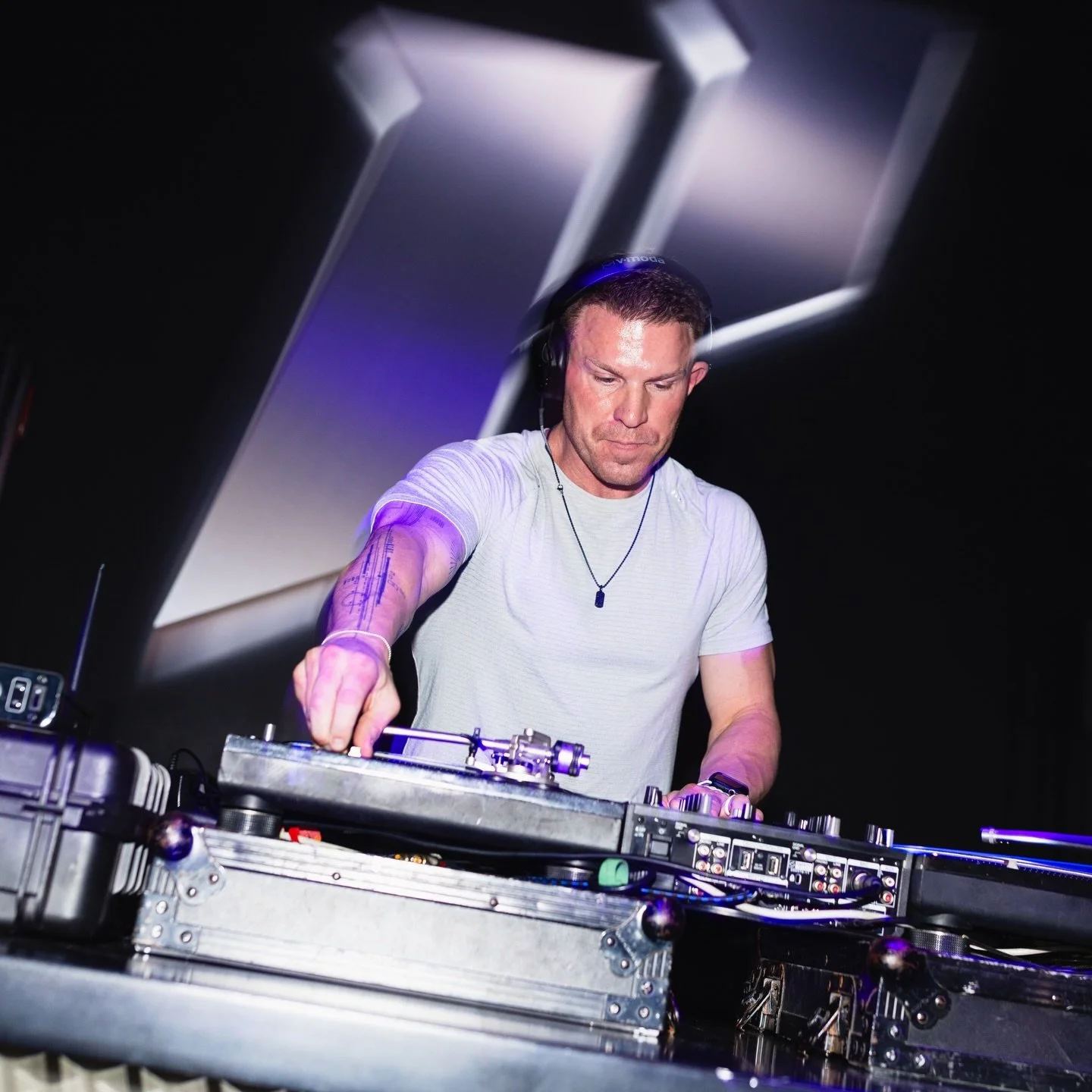 The grind continues🎧🔊