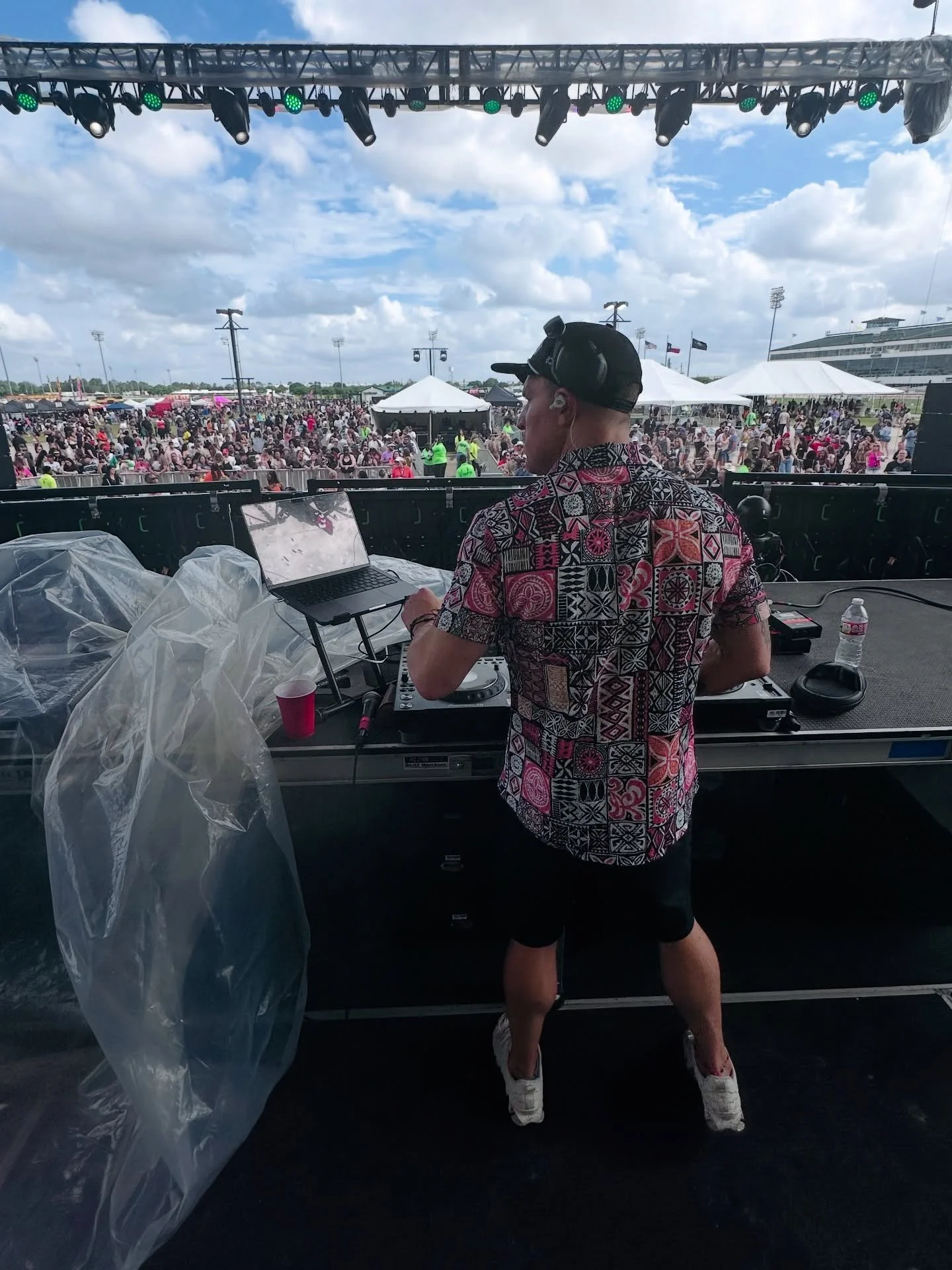 Kicked off Tacos &amp; Tequila 2026 Tour in Houston🔥 Rain or shine, Houston still showed OUT🌧️🔥 Huge shoutout to @socialhouseent for putting on another incredible show.

Grateful for everyone who came through and brought the vibes. Always good see