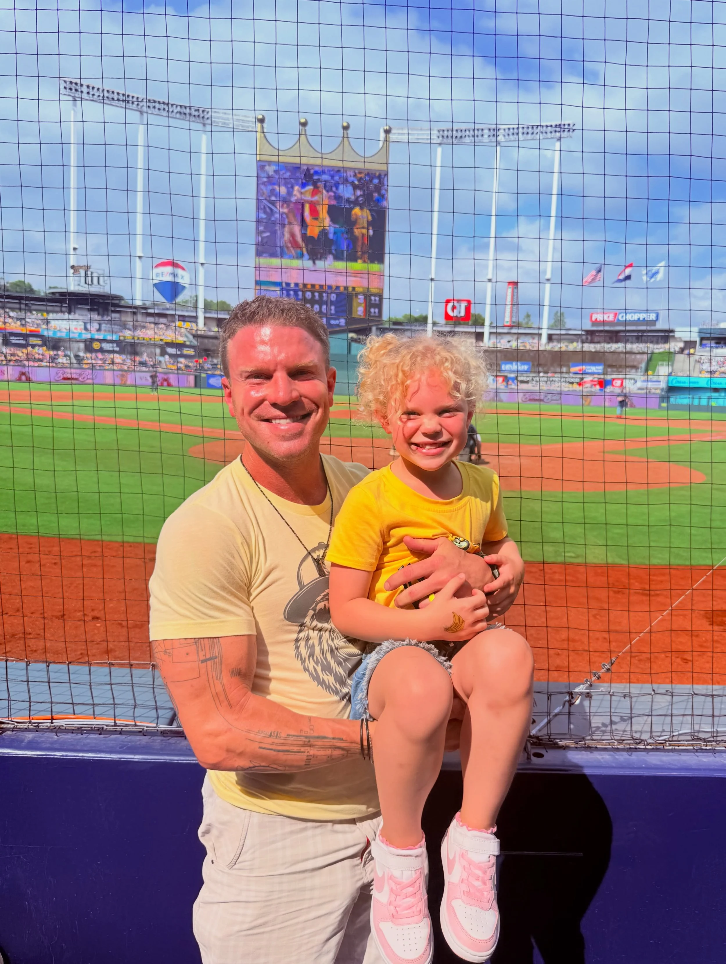 Love this life, straight in from tour to have an absolute blast catching the Savannah Bananas at Kauffman Stadium, home of the Kansas City Royals!🍌⚾️

From start to finish, there was always something fun happening. It was impossible not to smile the