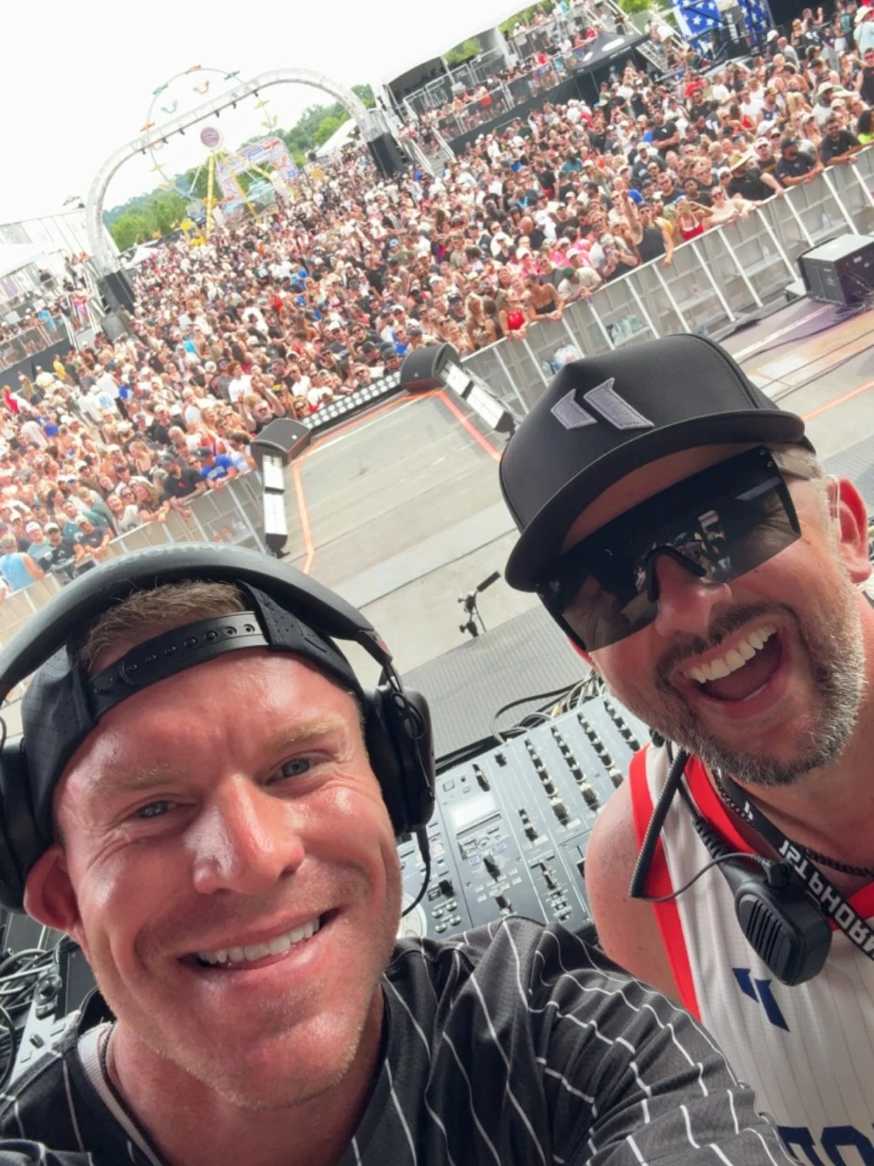 Thank you to the entire @1stphorm team for having me out to Summer Smash 2026. Always an incredible weekend surrounded by great people, great energy, and a world class community. Grateful for the opportunity to be a part of it and thankful to everyon