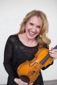 Denise Dillenbeck, violin Photo: Martin Chalifour
