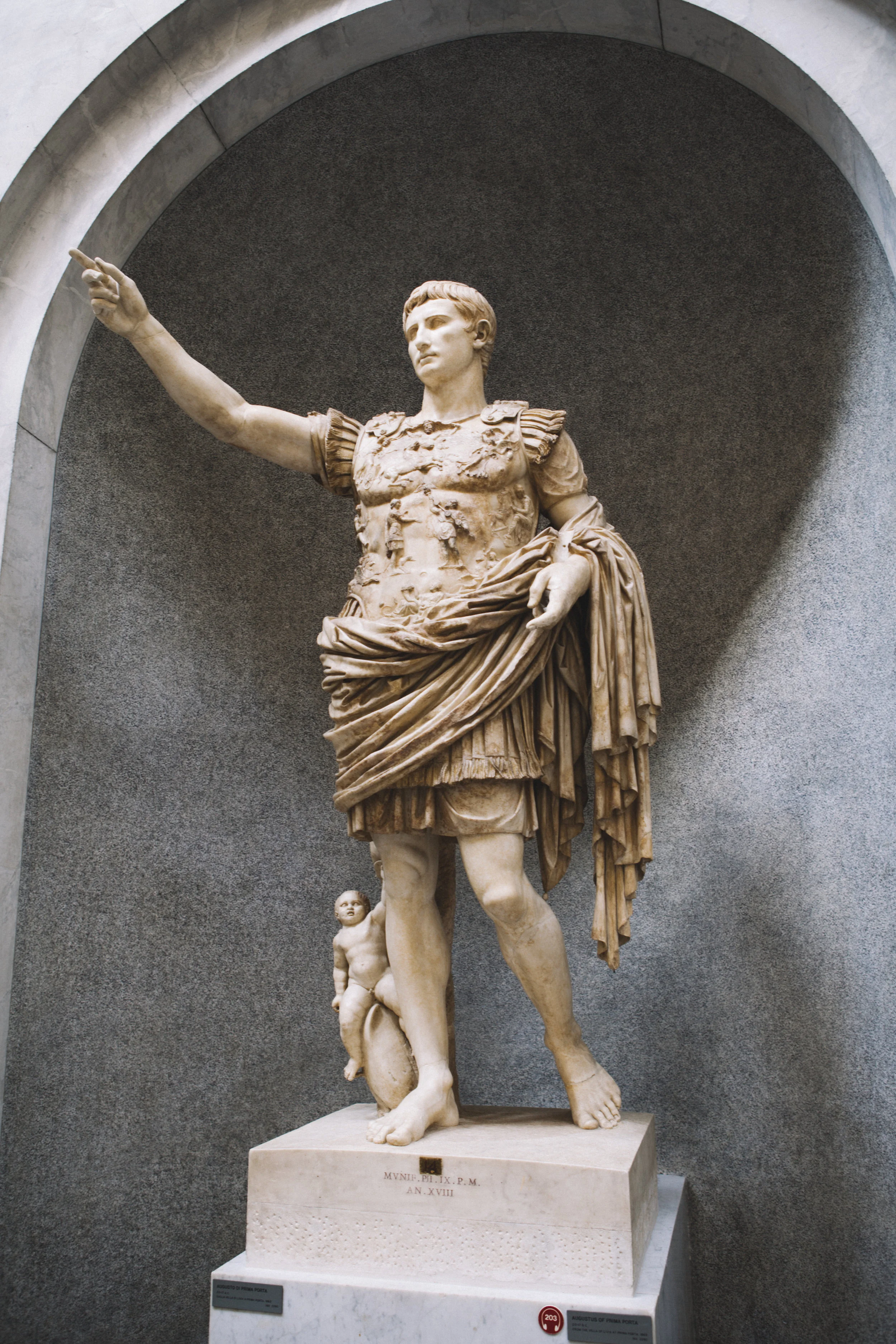 TheVaticanMuseum_1805.jpg