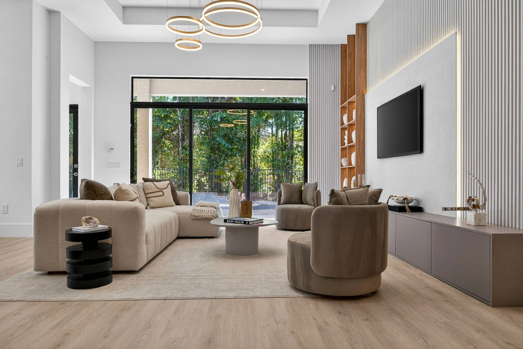 8749_interior_revised-32.jpg