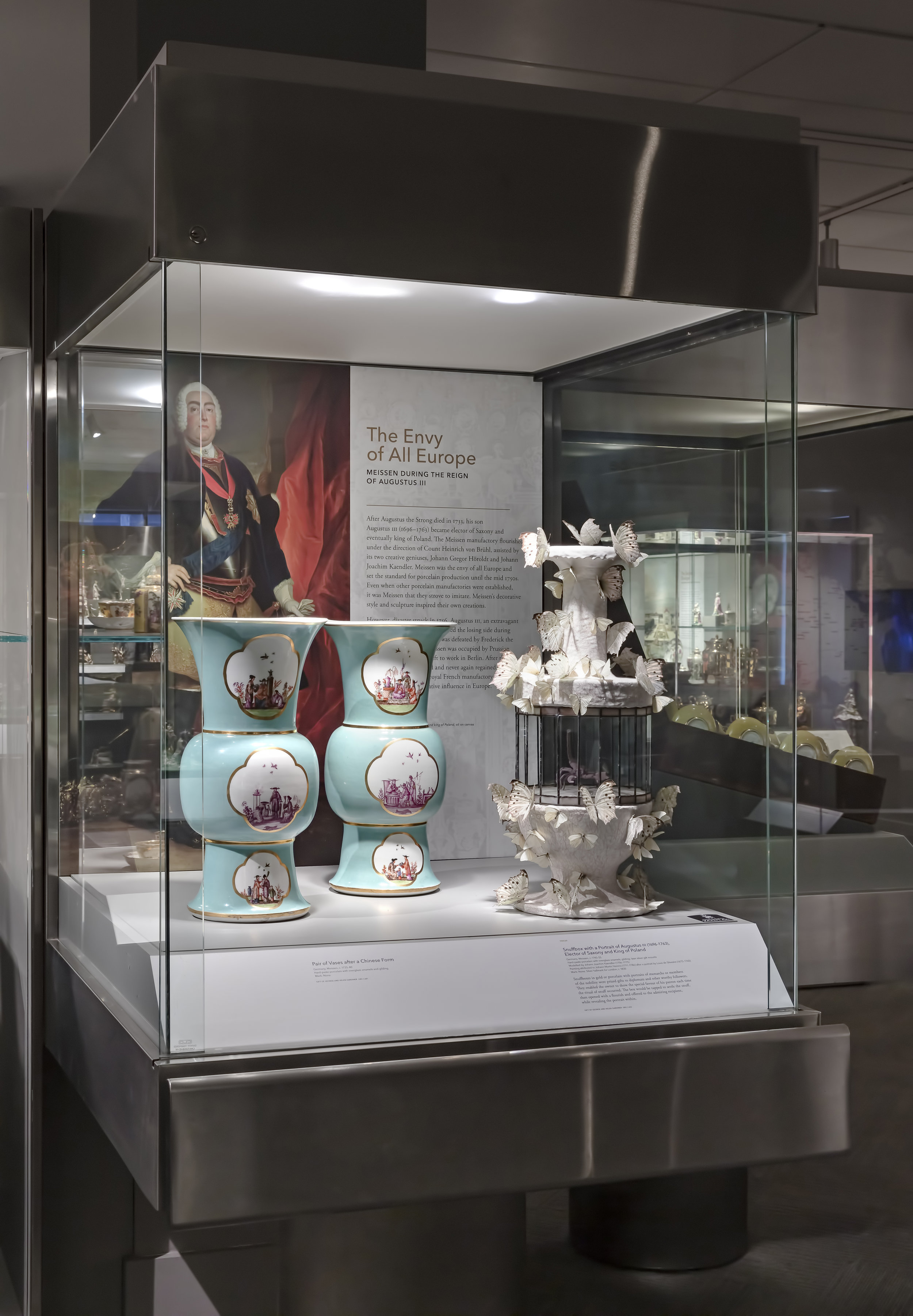 2018 Installation at Gardiner Museum (Toronto) Photo: Toni Hafkenscheid