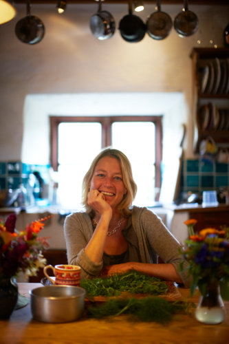 Caroline Davey.jpg
