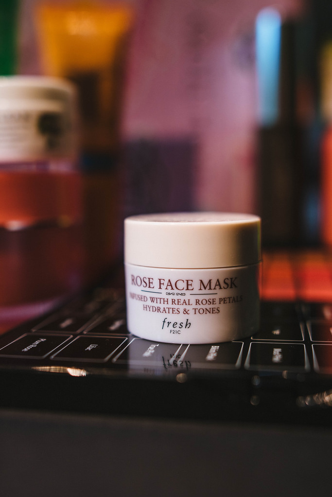 Fresh Rose Face Mask .