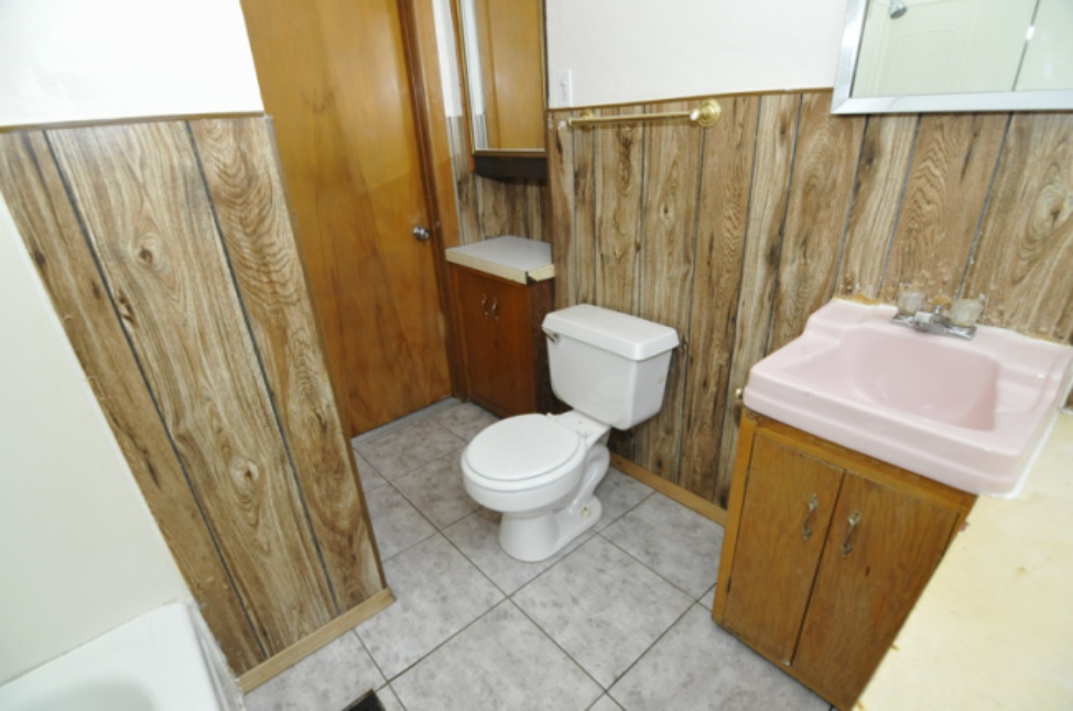 Bathroom - Lower.jpg