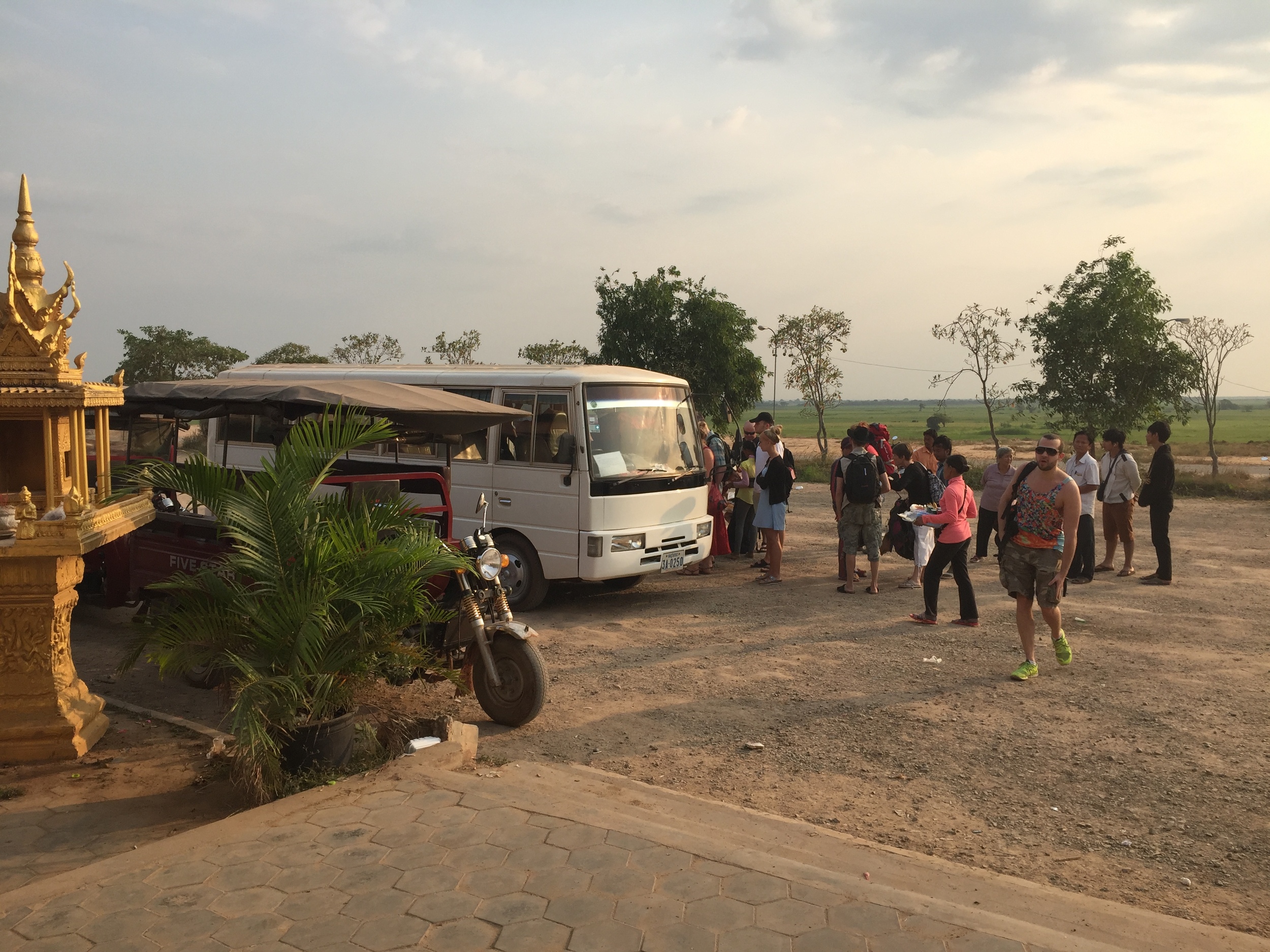  The over-full bus from Siem Reap to the boat. 