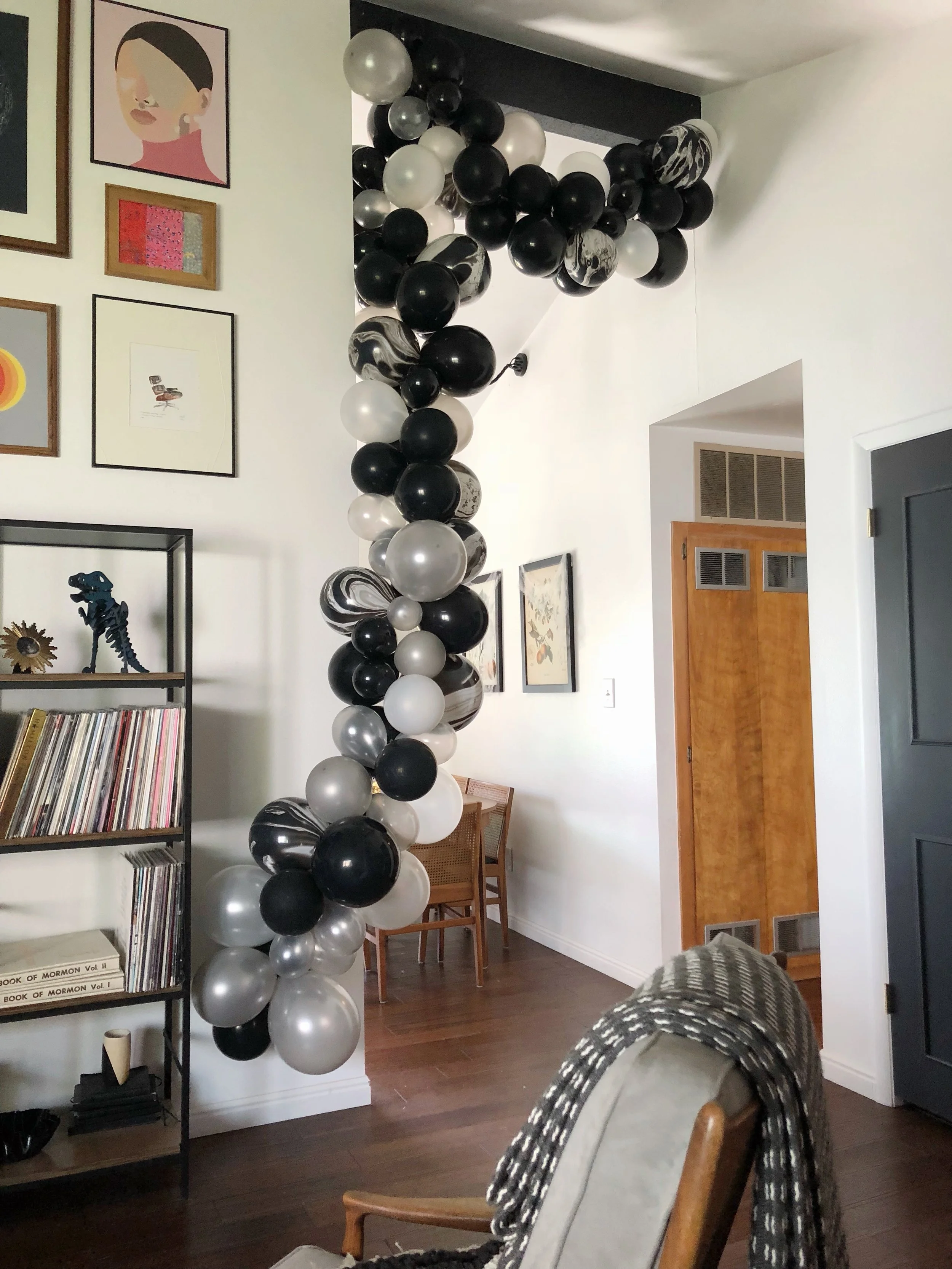 DIY Balloon Arch — Thread Honey