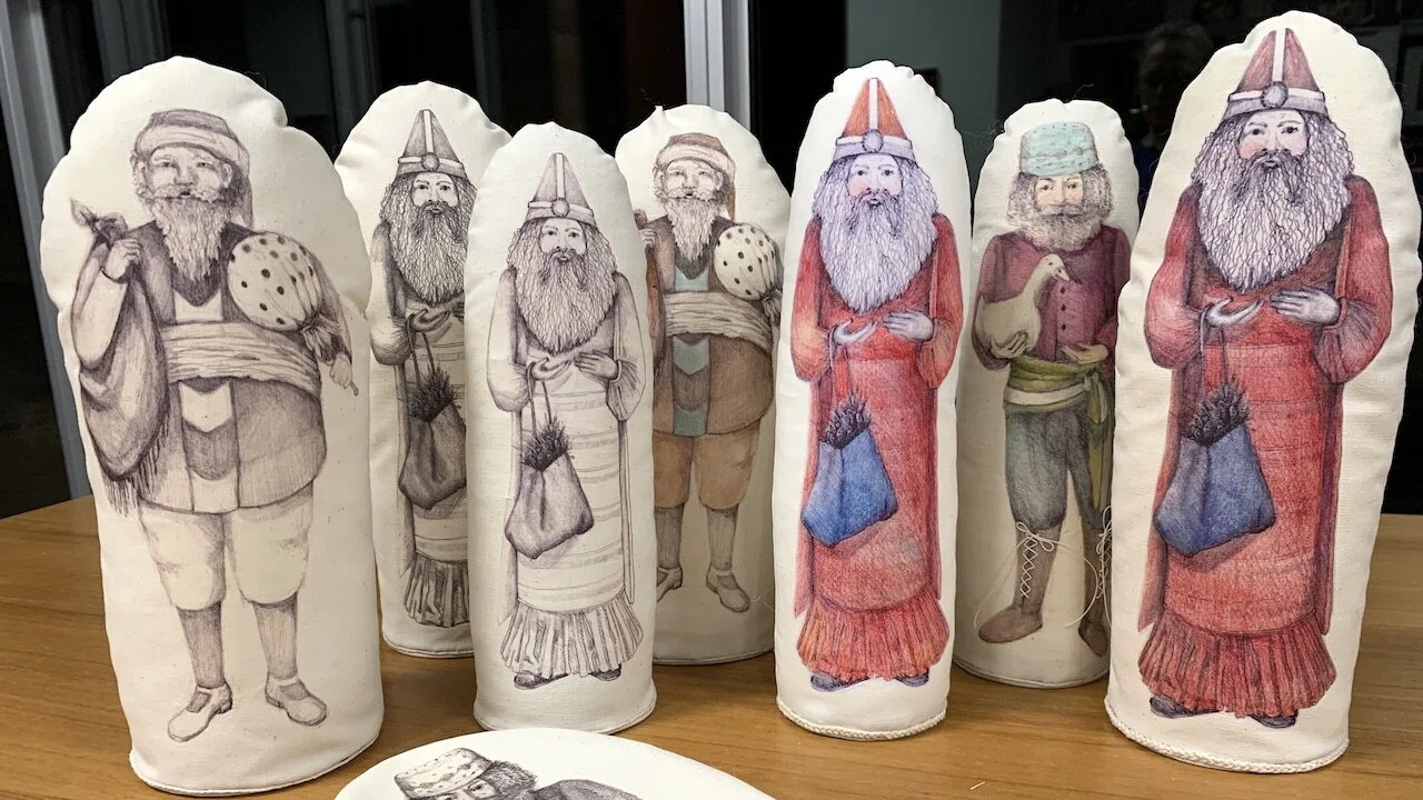 The Spirits of Giving - Vintage Canvas Santas