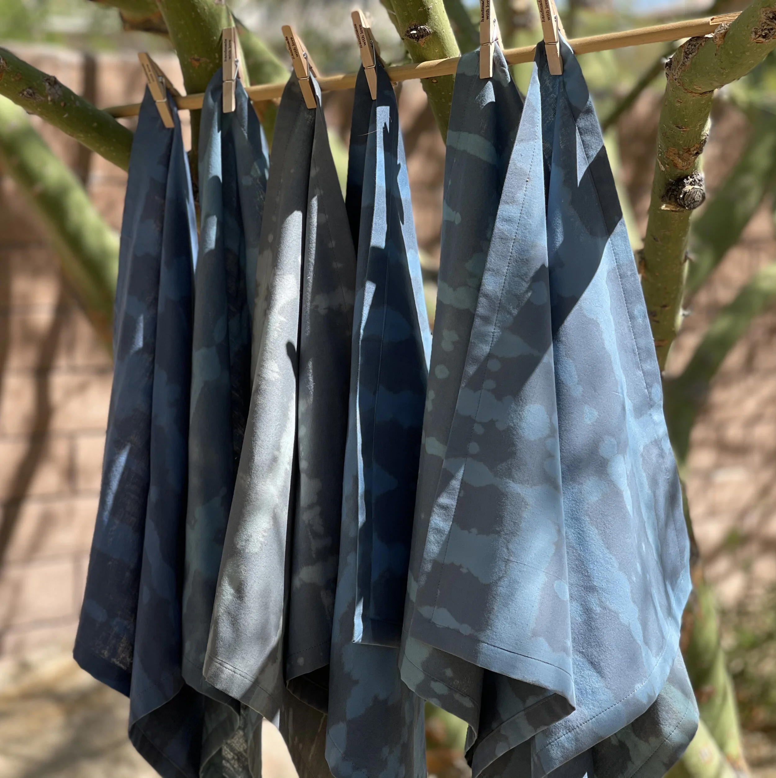 Bleach Tie-dyed / Indigo Over-dyed Napkin How-to
