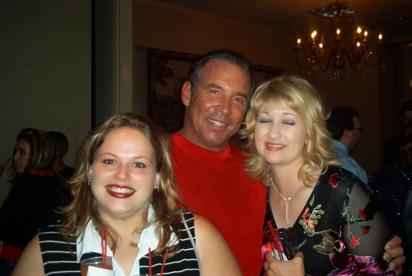 My sister and a friend with Don Shanks (The Shape)
