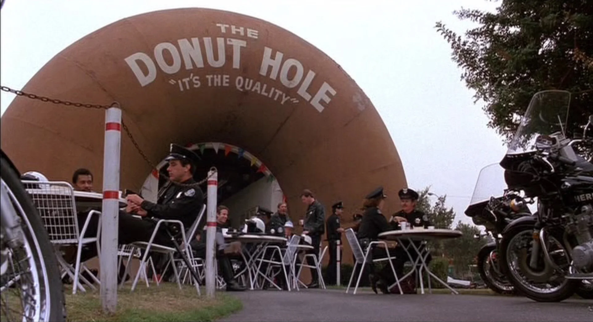 Moving Violations (1985)