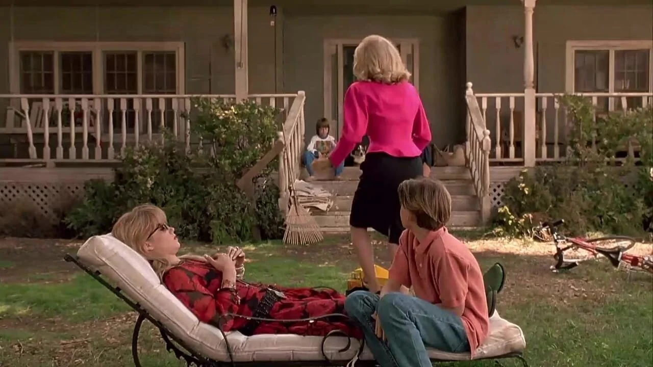 Don't Tell Mom The Babysitter's Dead (1991)