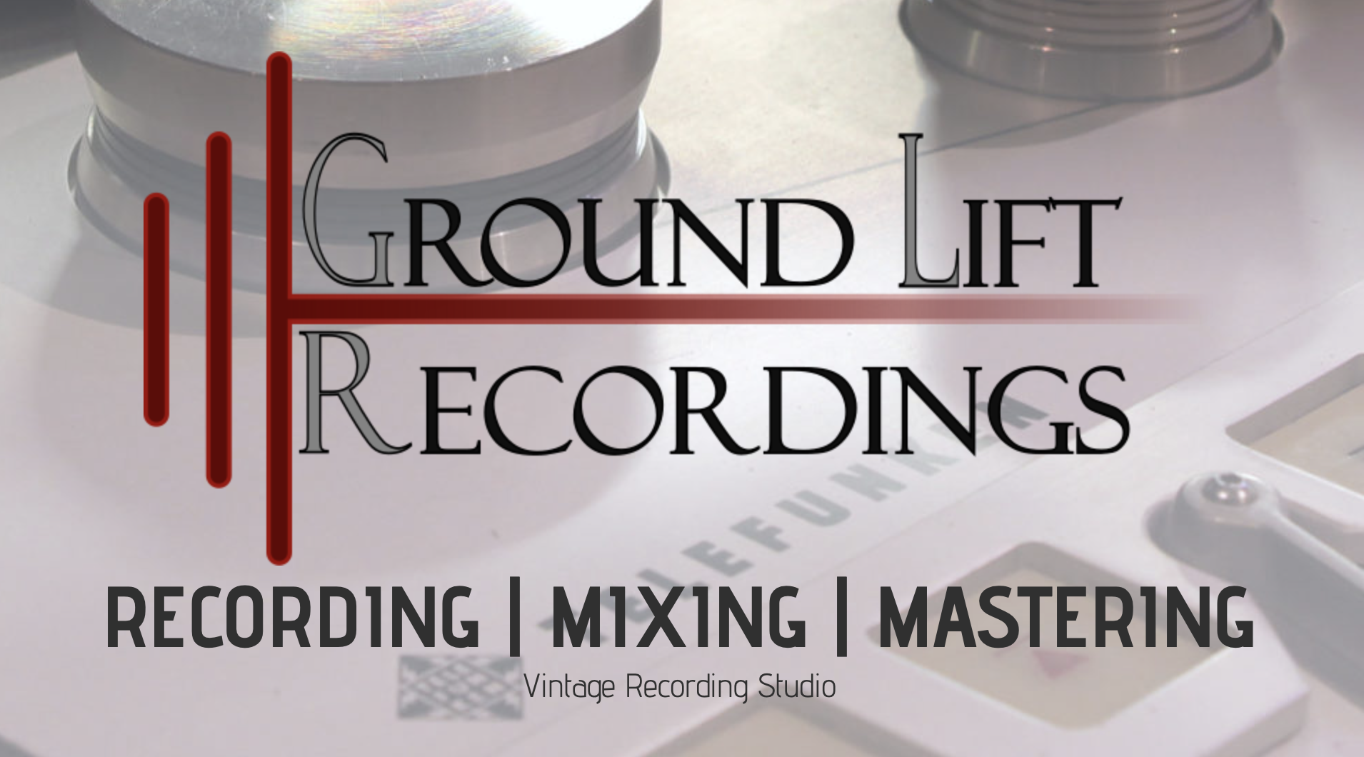 D. Jay Kok (Eigen audio bedrijf: Ground Lift Recordings opnamestudio)
