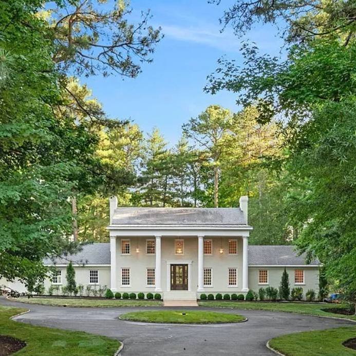 Newly finished (and currently for sale!), this majestic River Road house had a top to bottom makeover between 2022-2024. The front of the house was enhanced with a new porch and columns which transformed it from a simple to upgraded Colonial. The ins