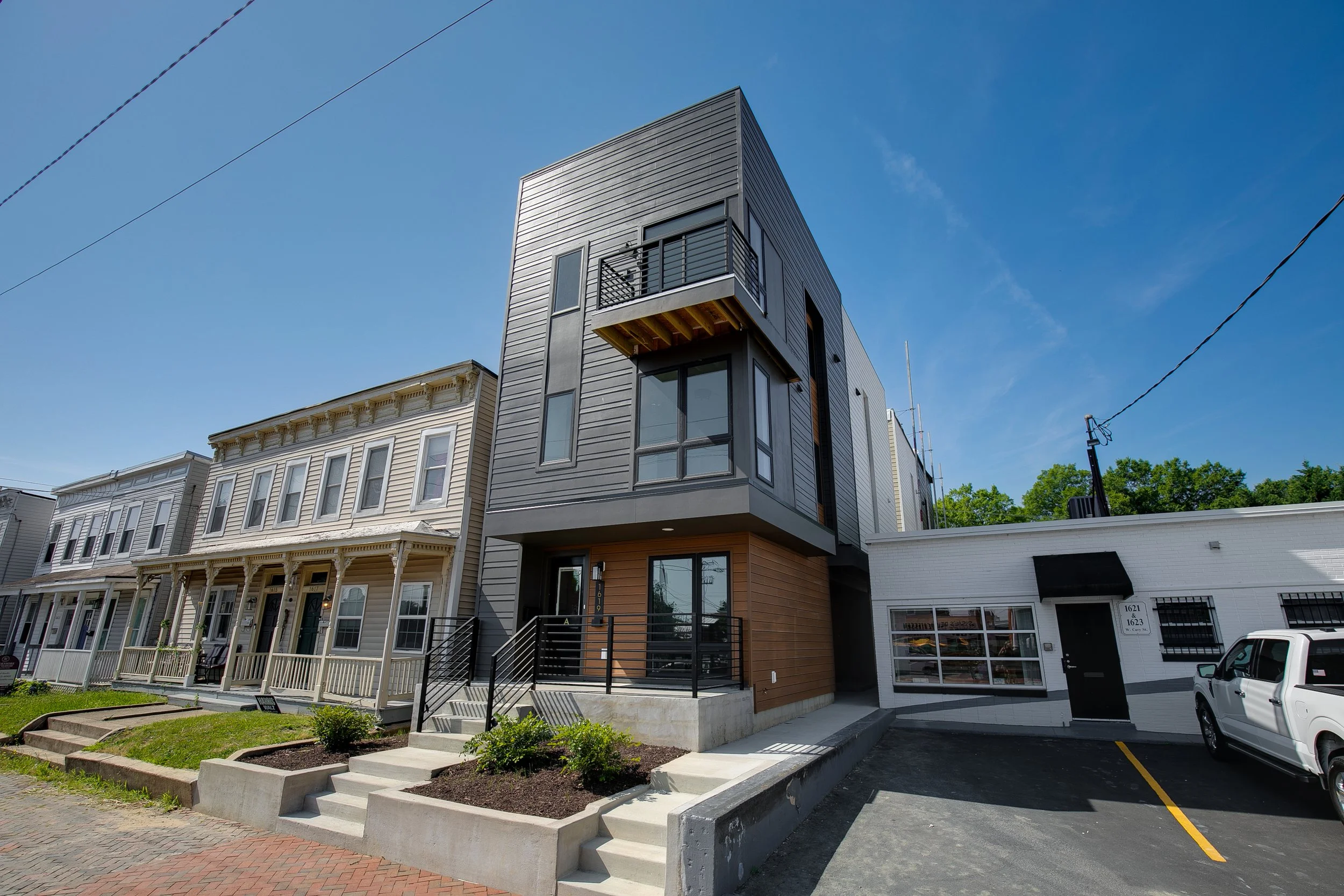 1619 W Cary St-1.jpg