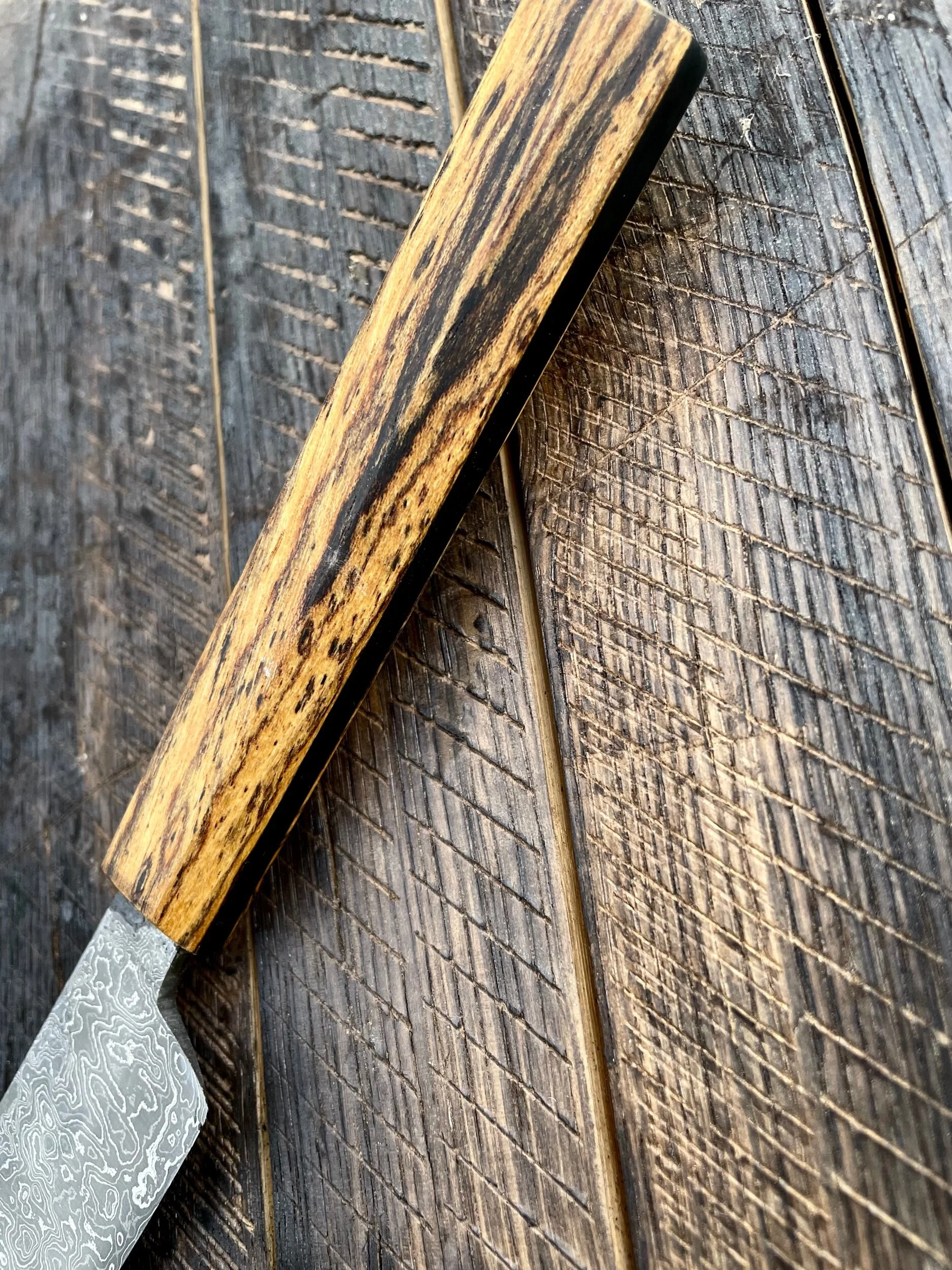 04BCEEF6-866B-47C3-A4F7-ACADECE17D1C