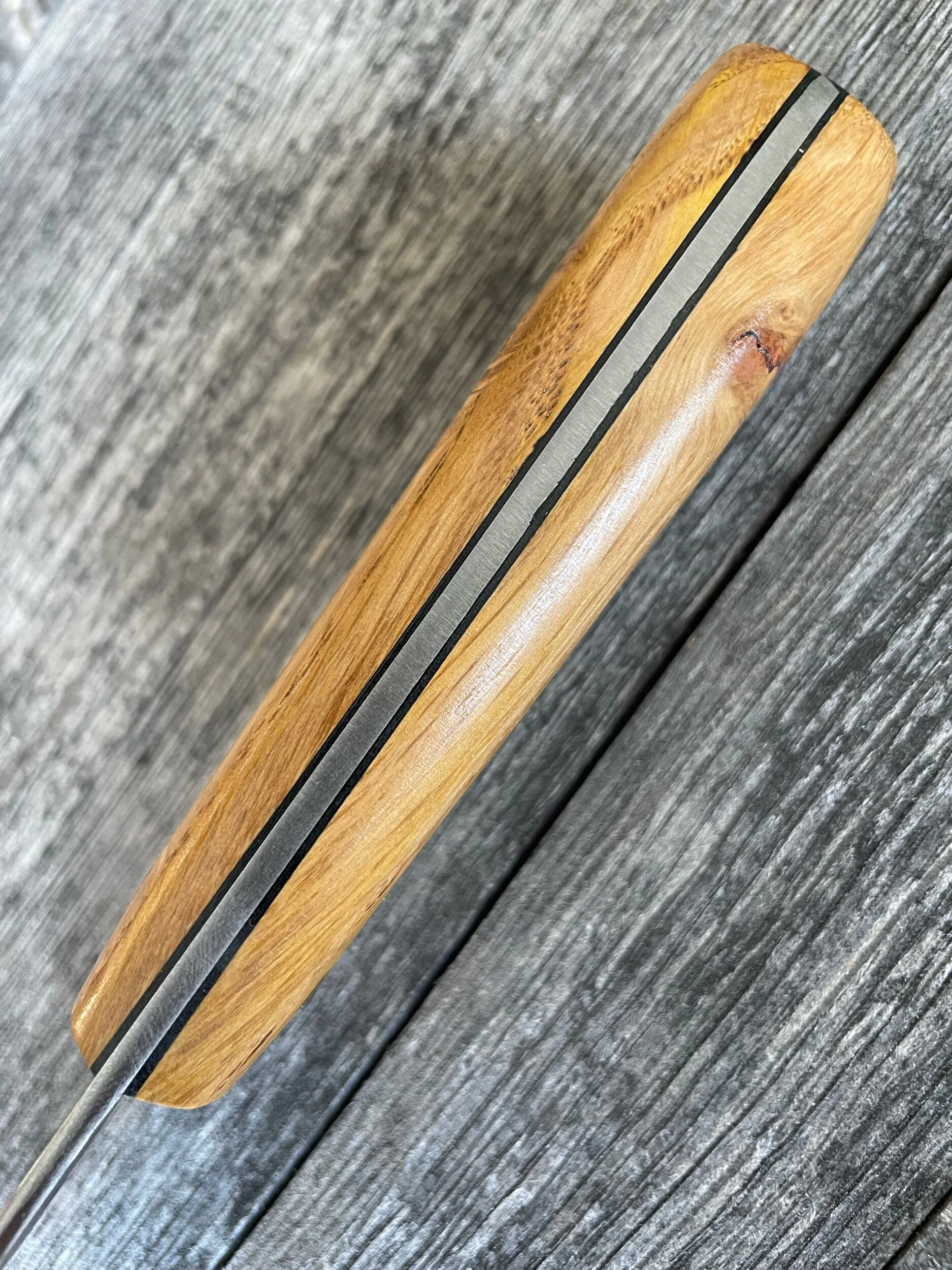 D7674B0A-7FF5-4758-BEEB-2887E6E6C83A