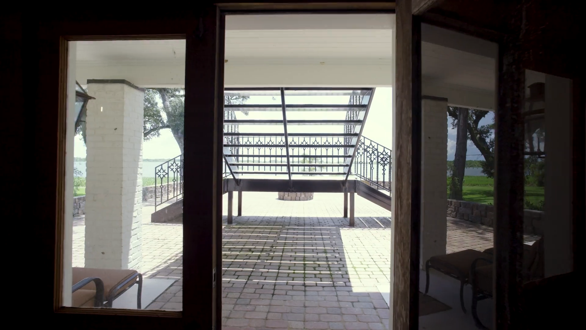 videoframe_105114.png