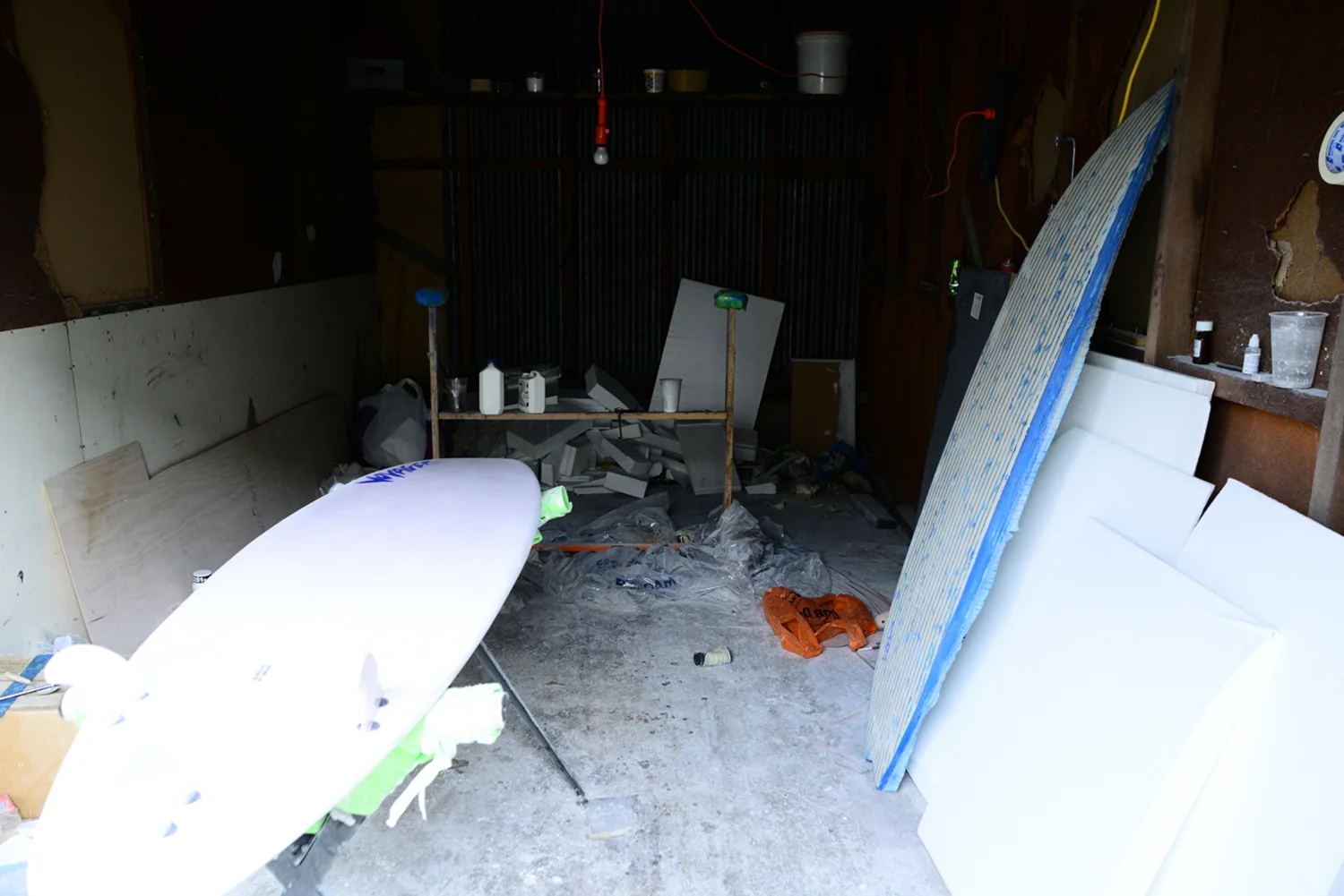 Matt's board-shaping workshop we fortuitously found just half an hour before we left Invercargill.