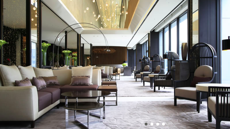 Lobby on 21/F Photo via Solaria Hotel web