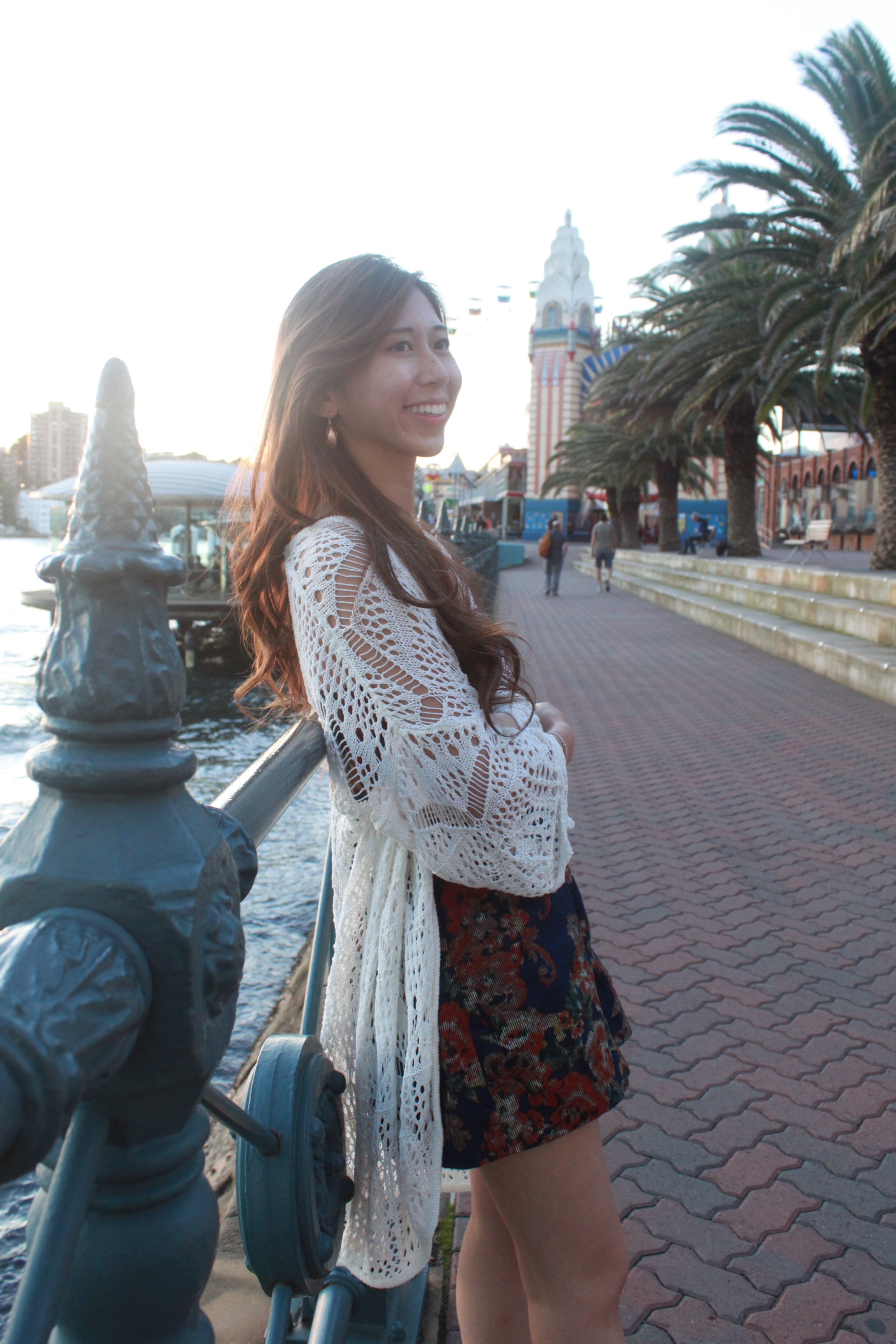 Fashmob floral embroidery playsuit / Fashmob cardigan / Placebo white loafers