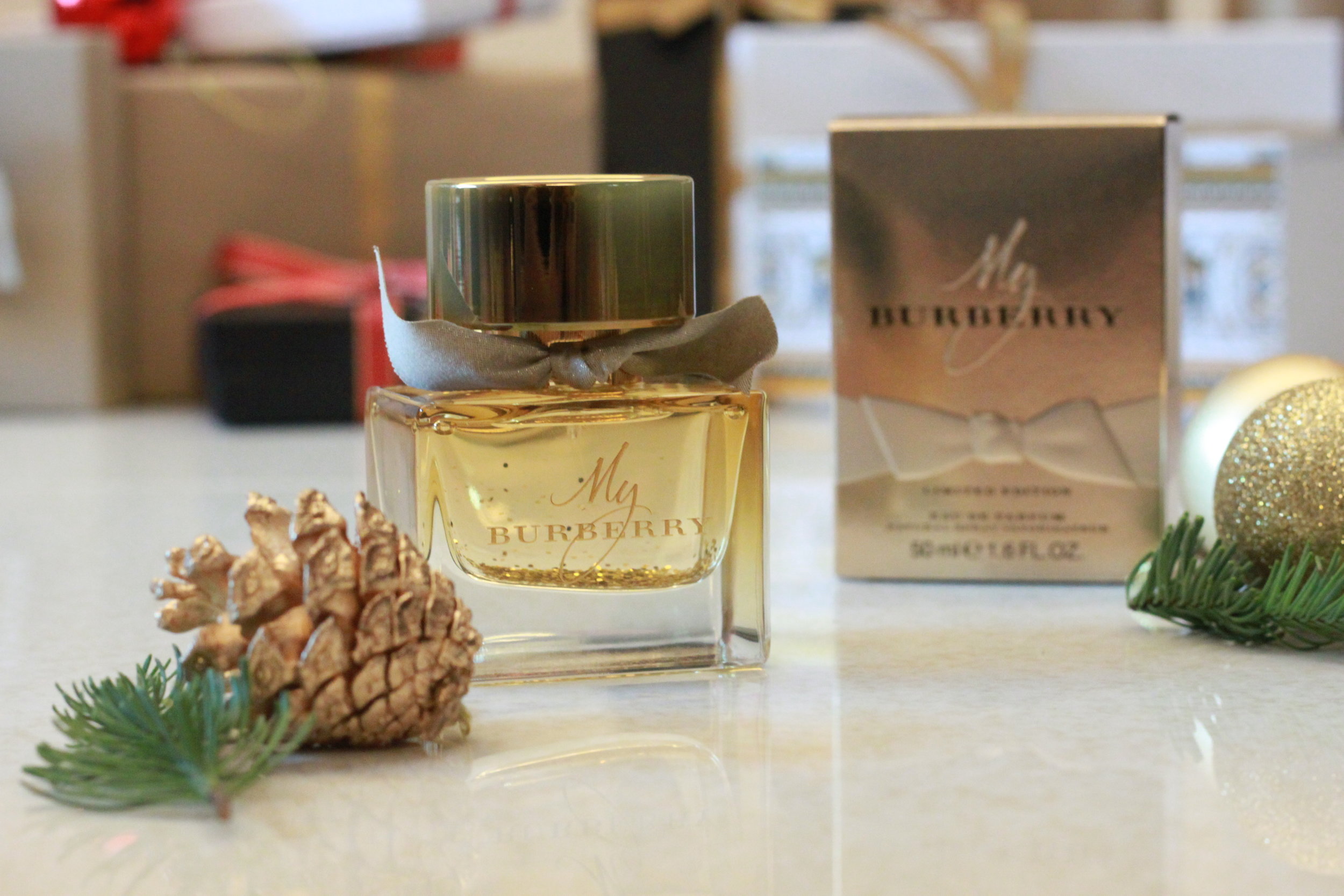 All Glittery when it comes to Christmas My choice: MY BURBERRY FESTIVE 2016 LIMITED EDITION EAU DE PARFUM 50ML