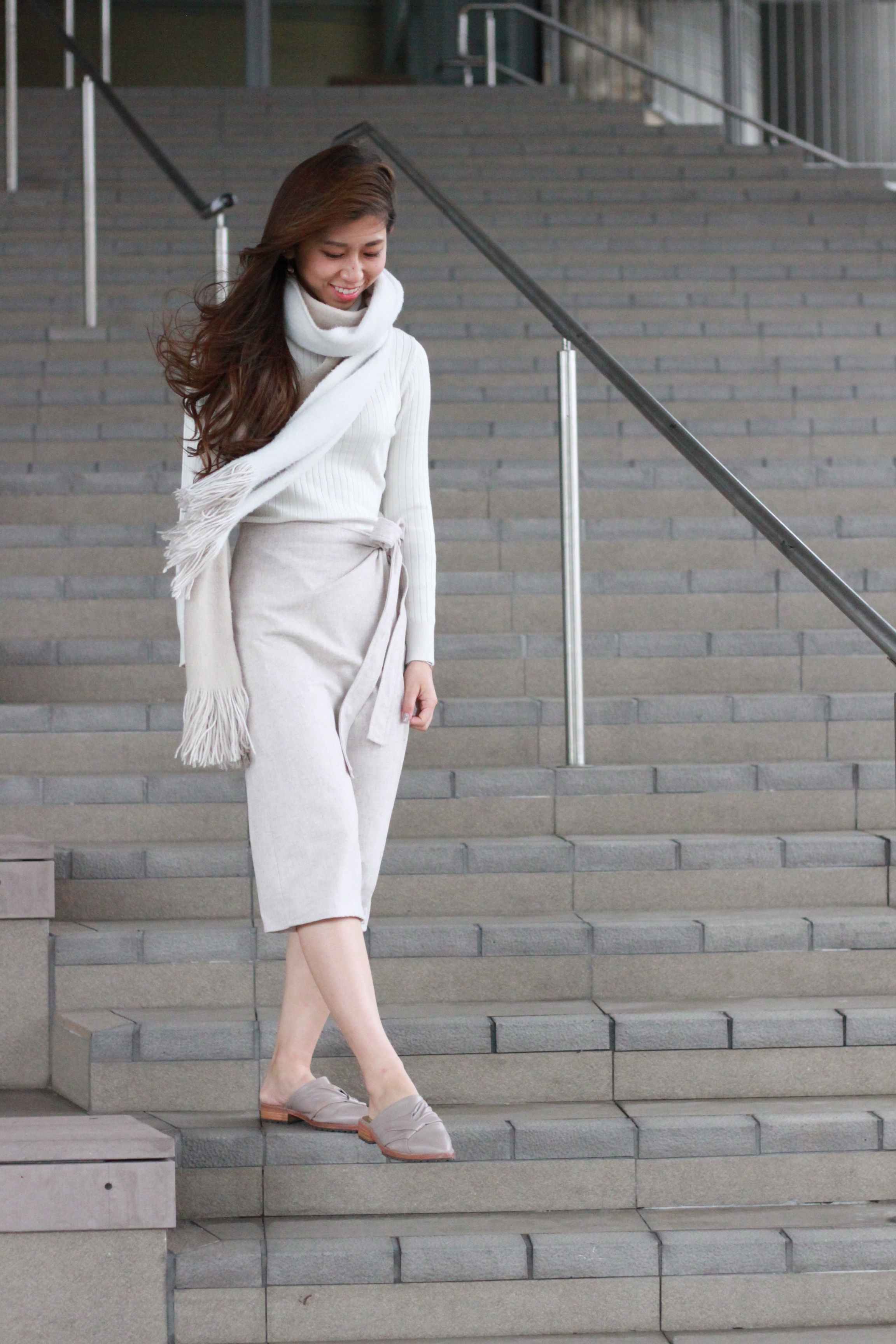 White turtleneck knit from Japan / b+ab salon skirt / Initial nude slides / Zara scarf