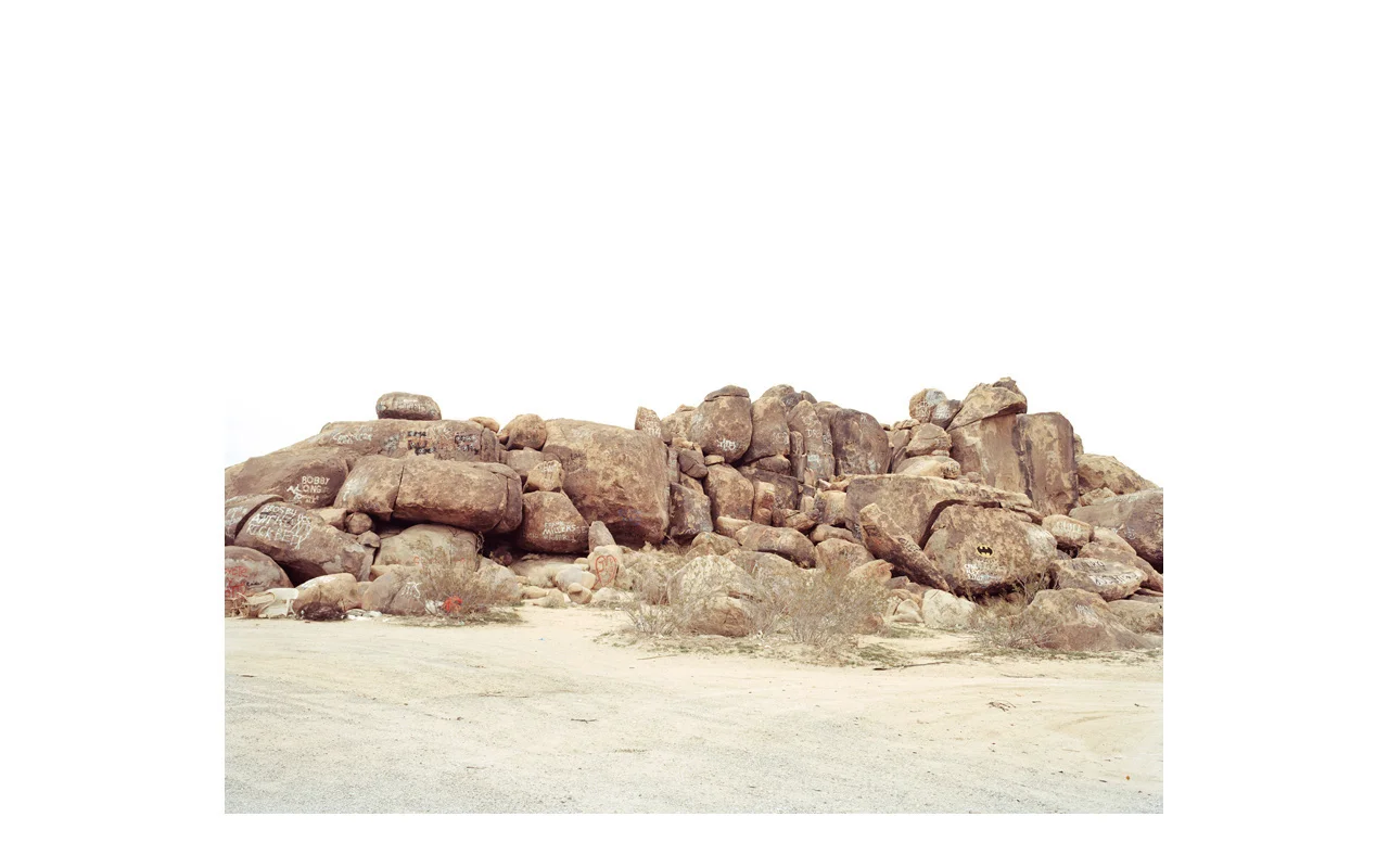 dmn043_v01.jpg