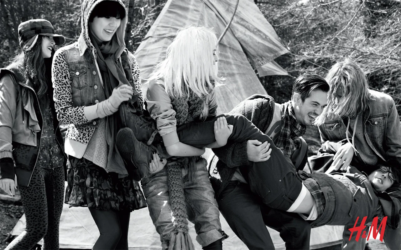 H&M_5109_Divided_Spread-14.jpg