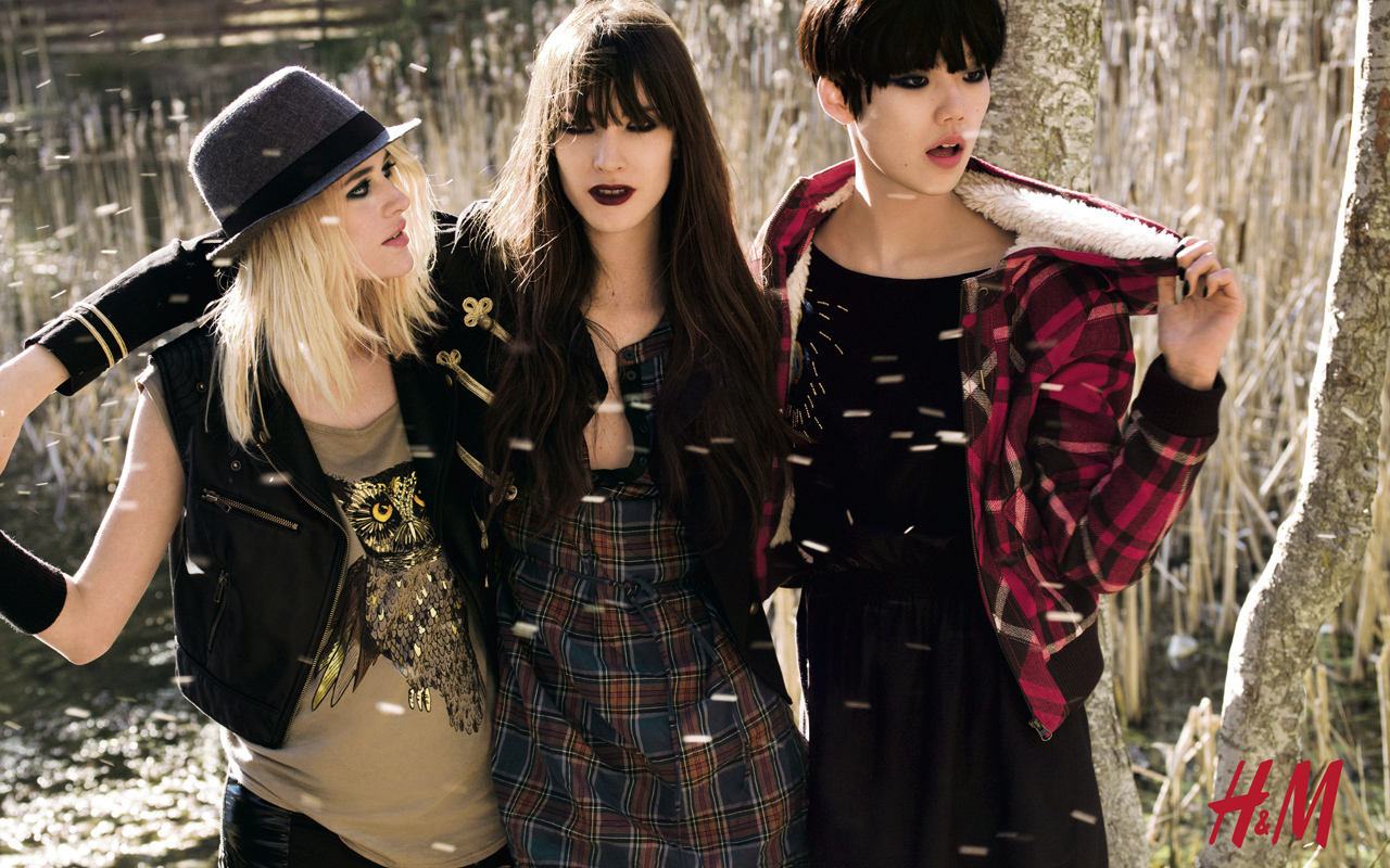 H&M_5109_Divided_Spread2.jpg