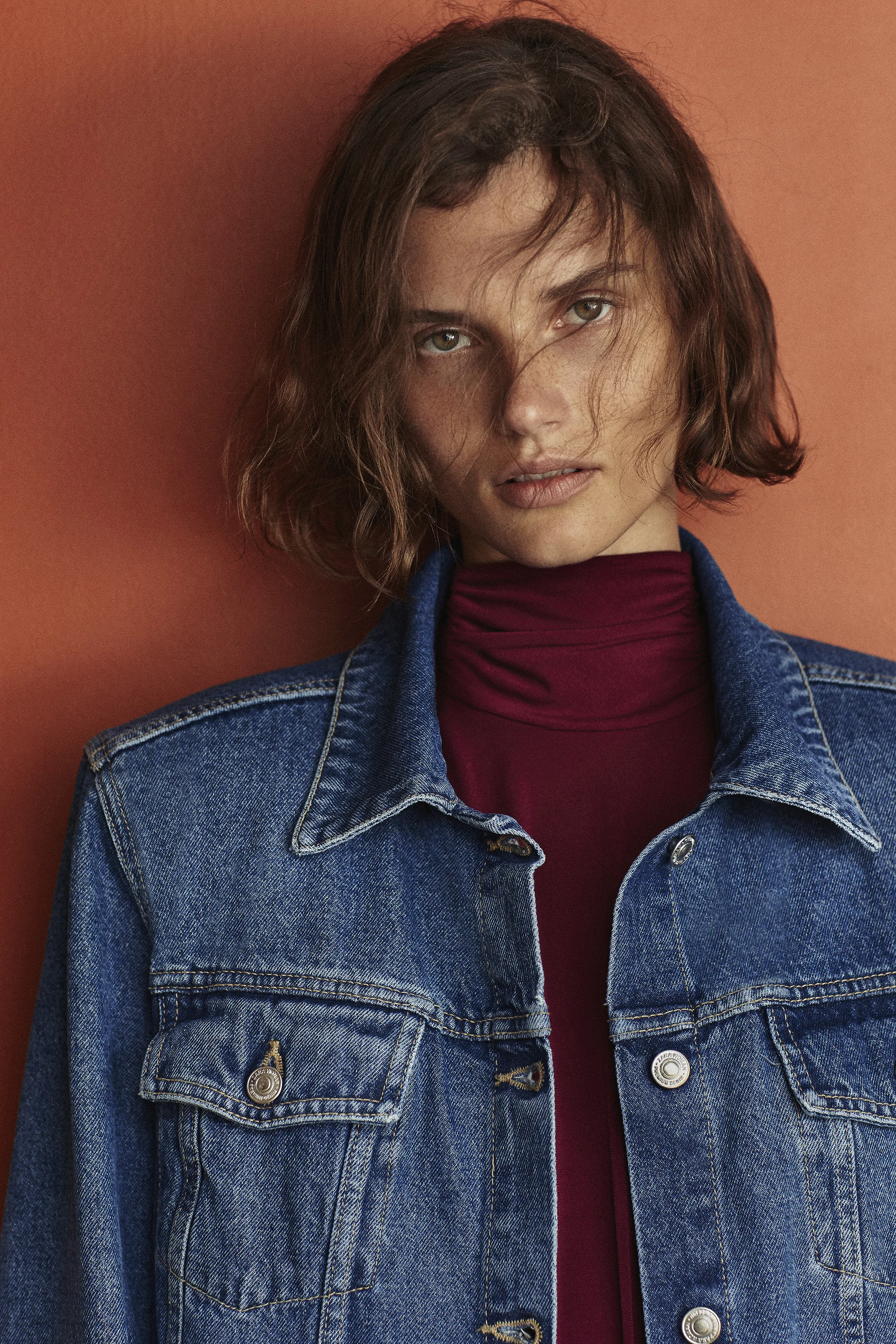 170826_Zara_Shot_04_043.jpg
