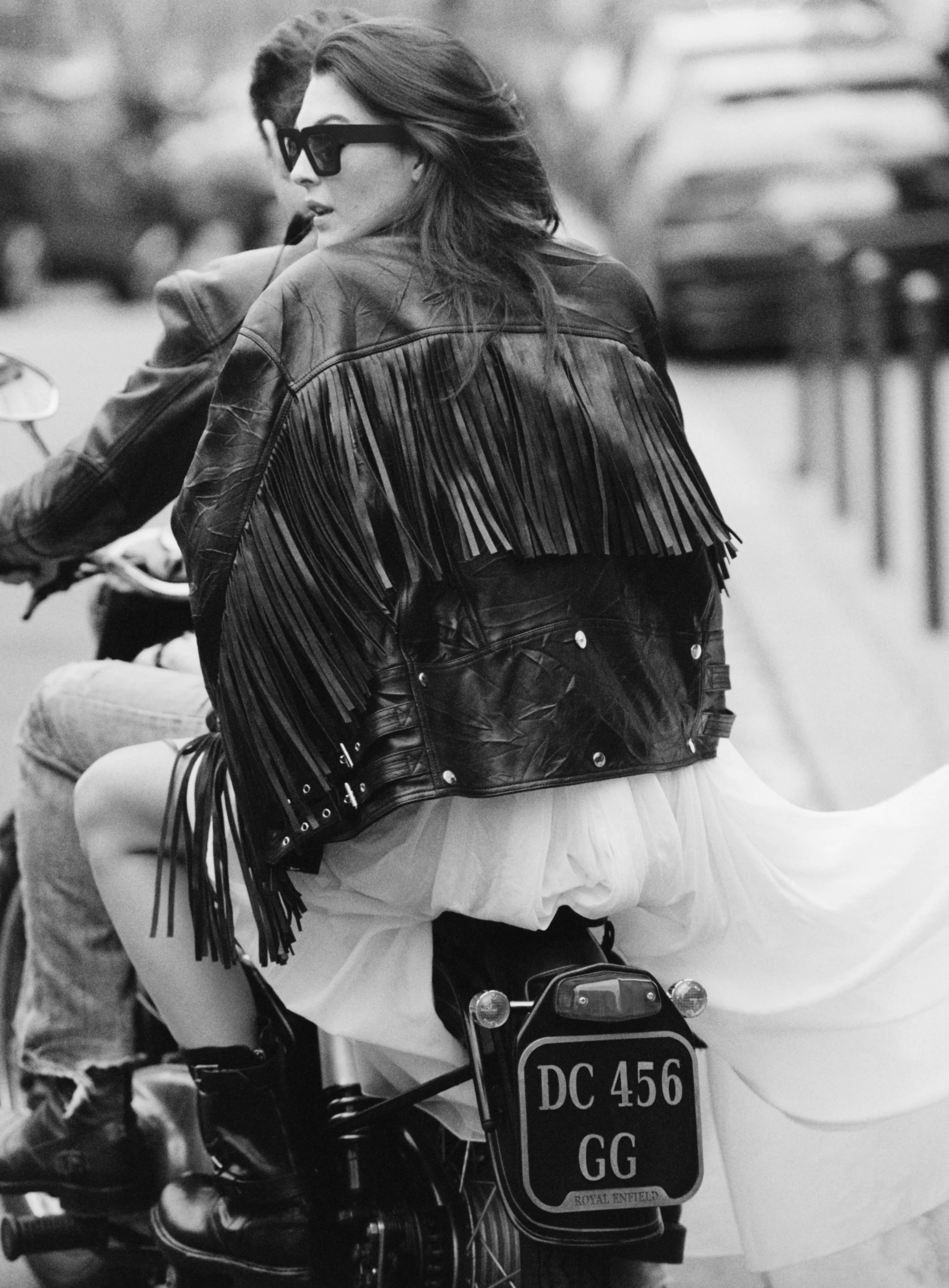 7110_DMA_230305_Vogue US_03V2.jpg