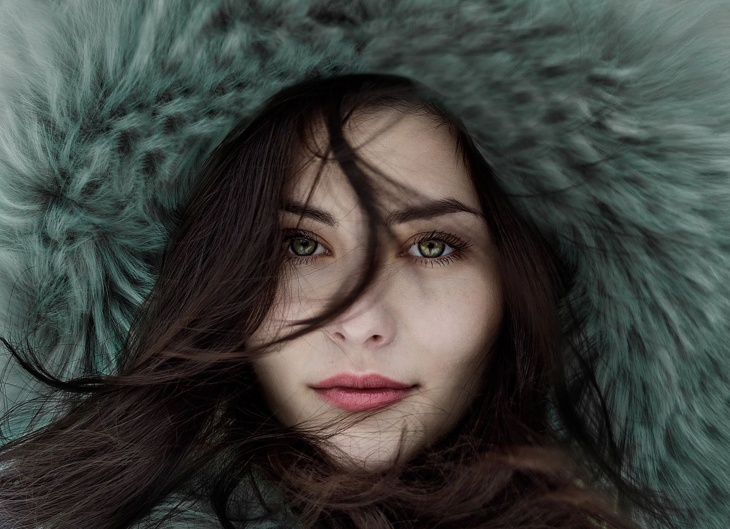 Winter girl - green eyes.jpg