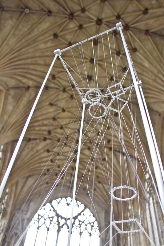 Wire-sculpture Alexandra Carr.jpg