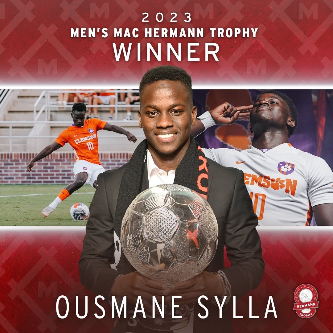 Ousmane Sylla from @clemsonmsoccer is the 2023 Men&rsquo;s MAC Hermann Trophy Winner! #ncaasoccer #collegesoccer @unitedsoccercoaches