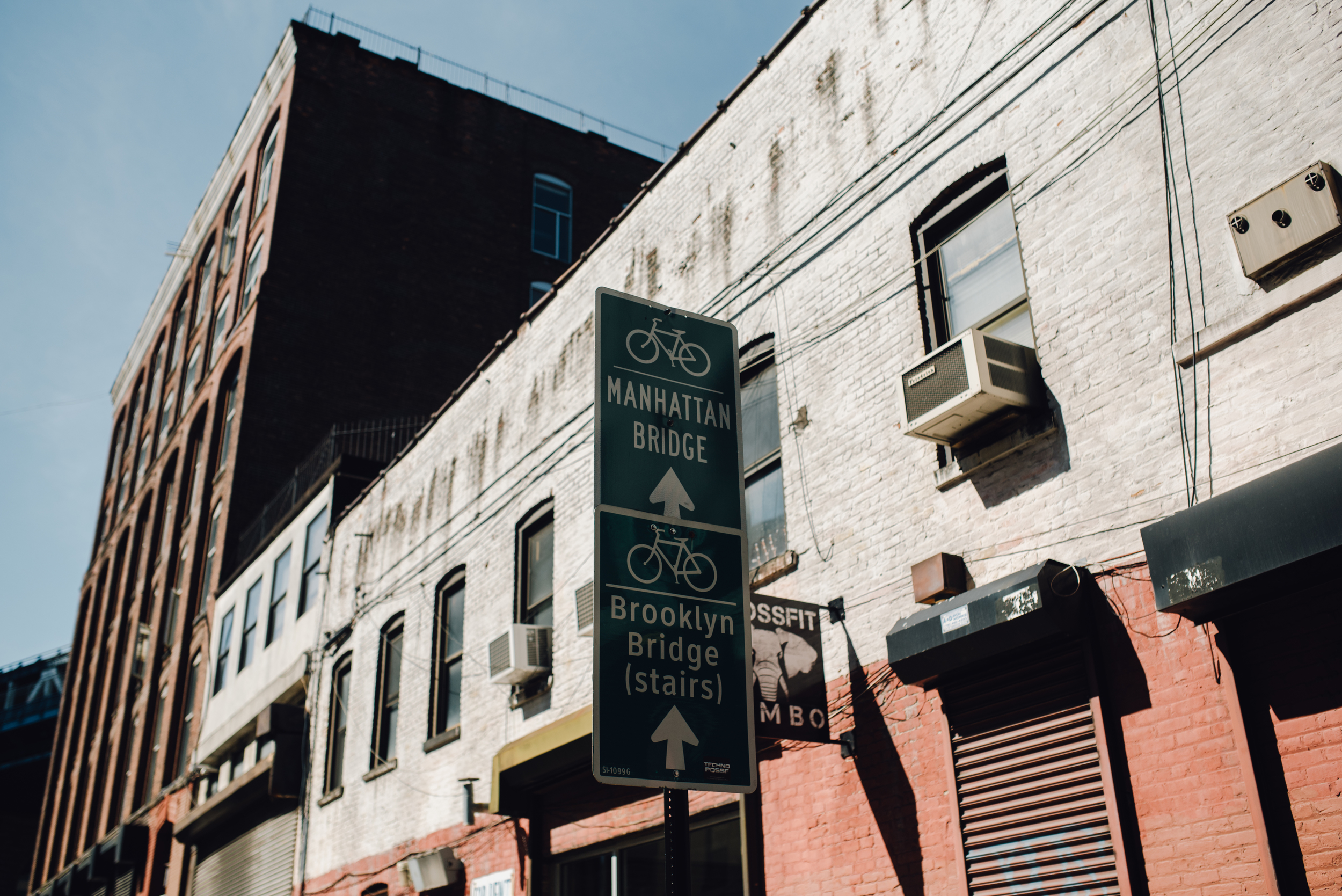 Main and Simple Photography_2016_Engagement_DUMBO_D+I-525.jpg