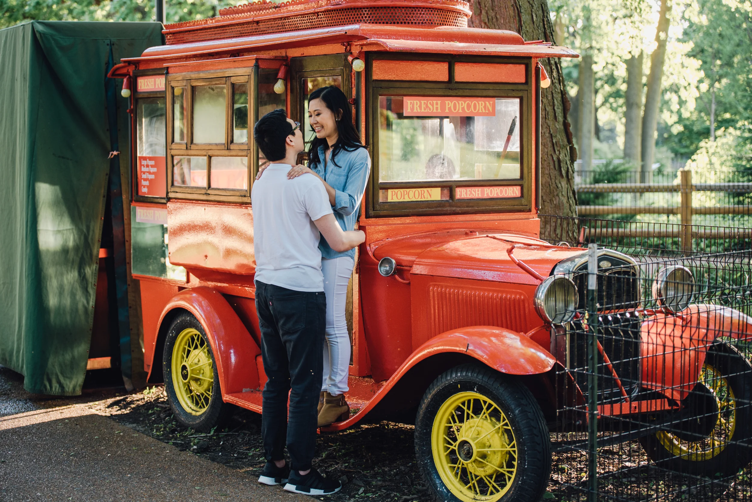 Main and Simple Photography_2016_Engagement_Chicago_J+S-311.jpg