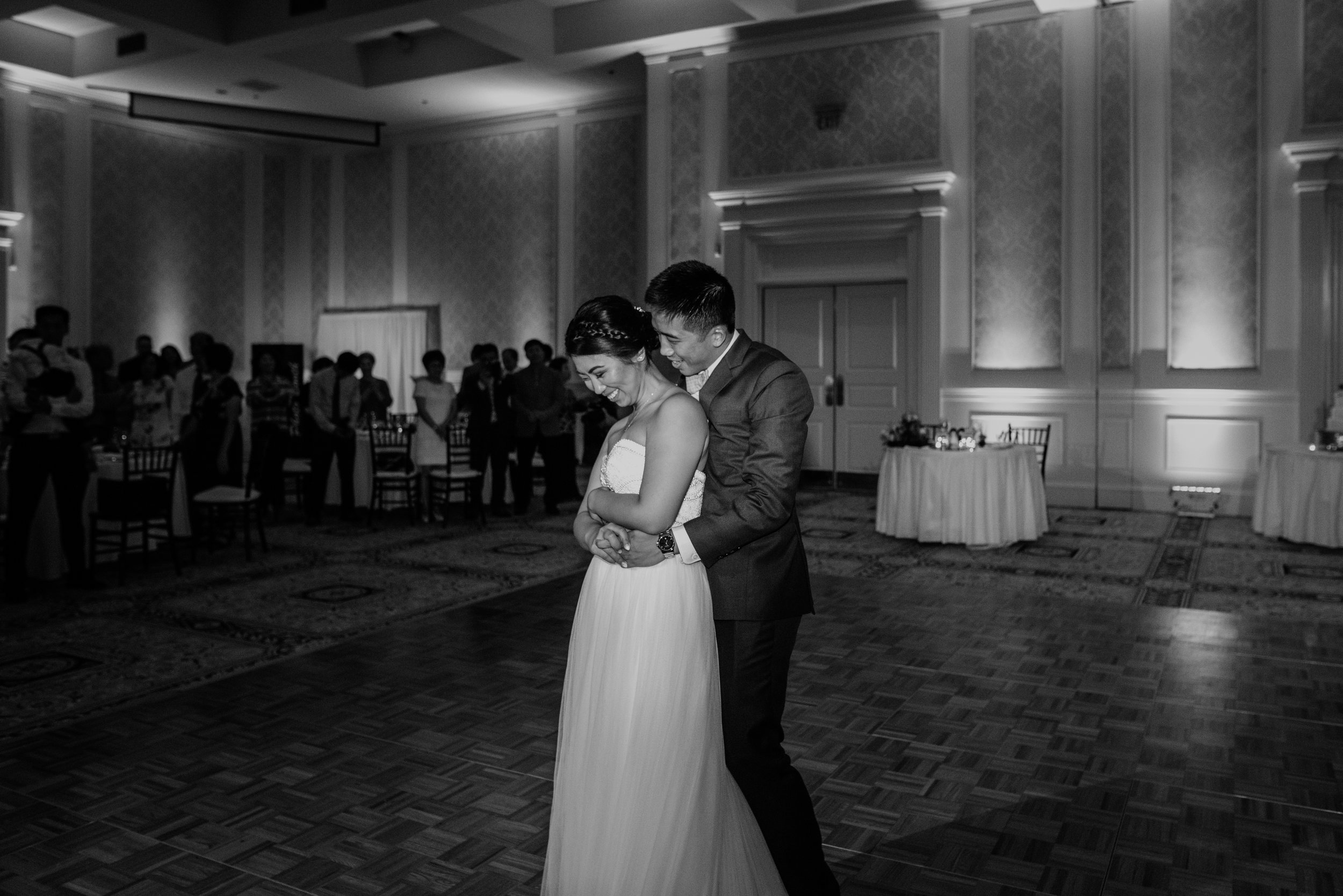 Main and Simple Photography_2017_Weddings_VirginiaBeach_H+S-1429.jpg