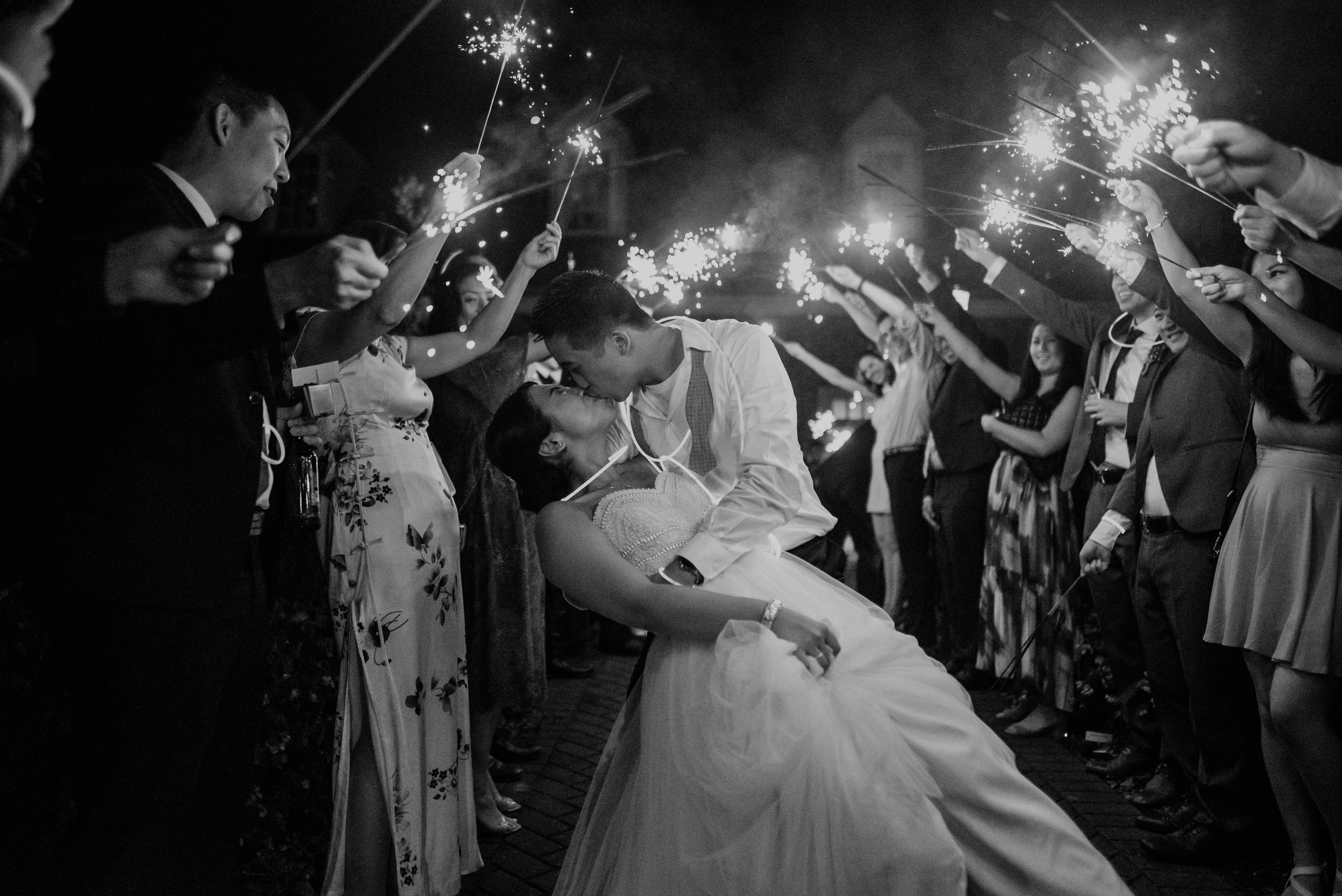 Main and Simple Photography_2017_Weddings_VirginiaBeach_H+S-1876.jpg