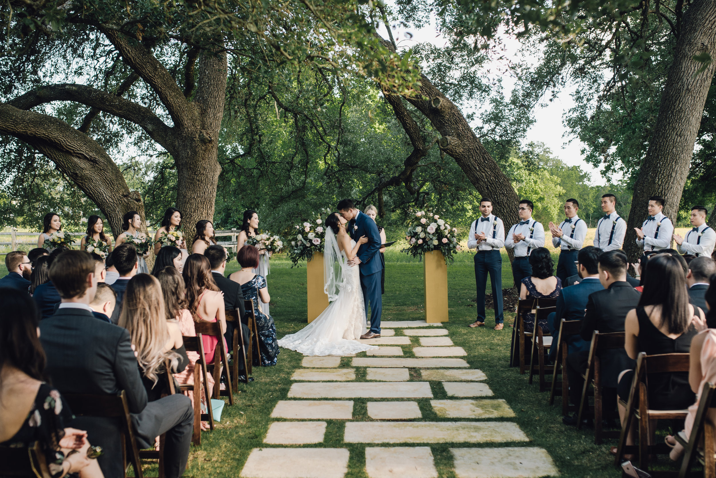 Main and Simple Photography_2018_Weddings_Austin_B+E-1270.jpg