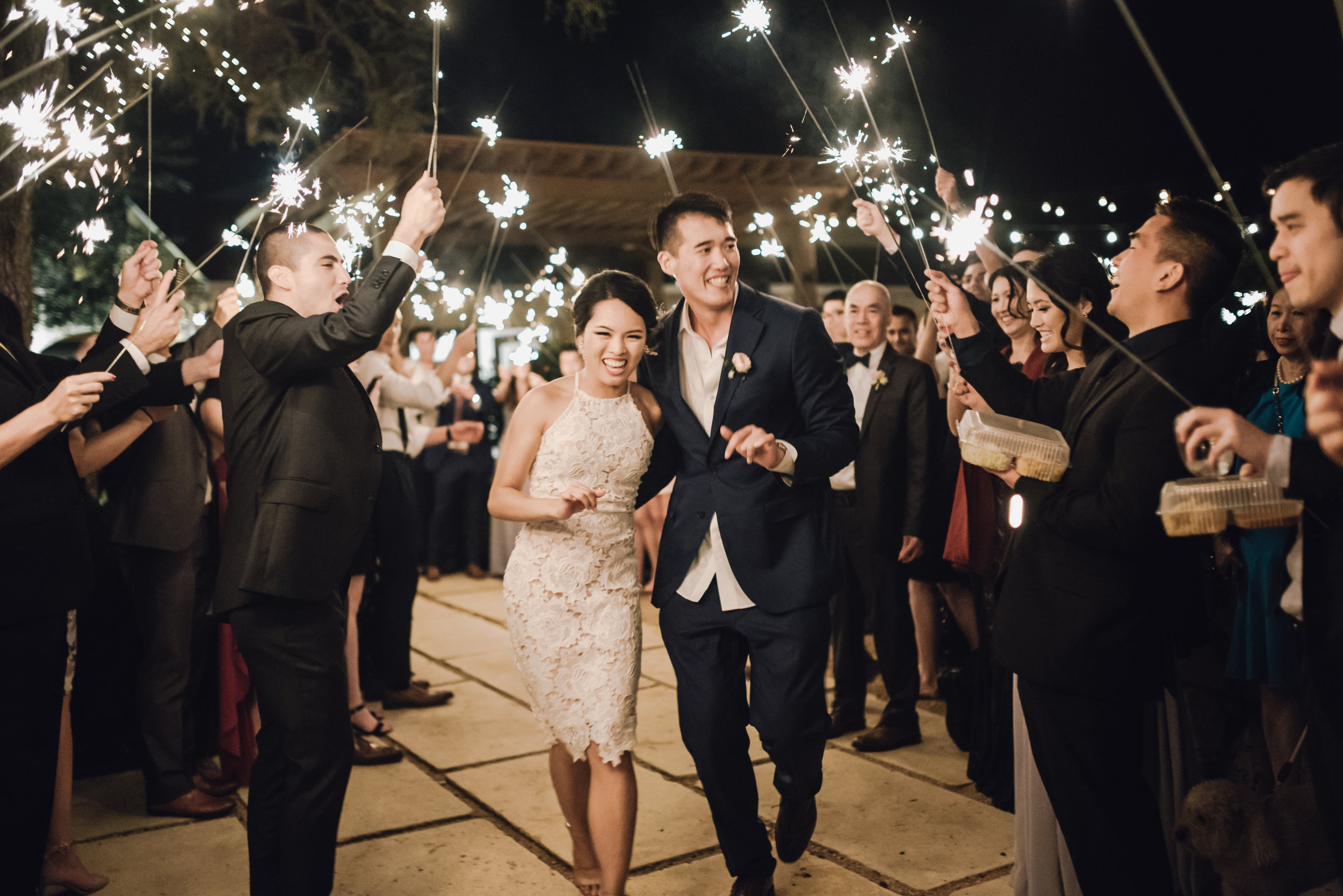 Main and Simple Photography_2018_Weddings_Austin_B+E-2201.jpg