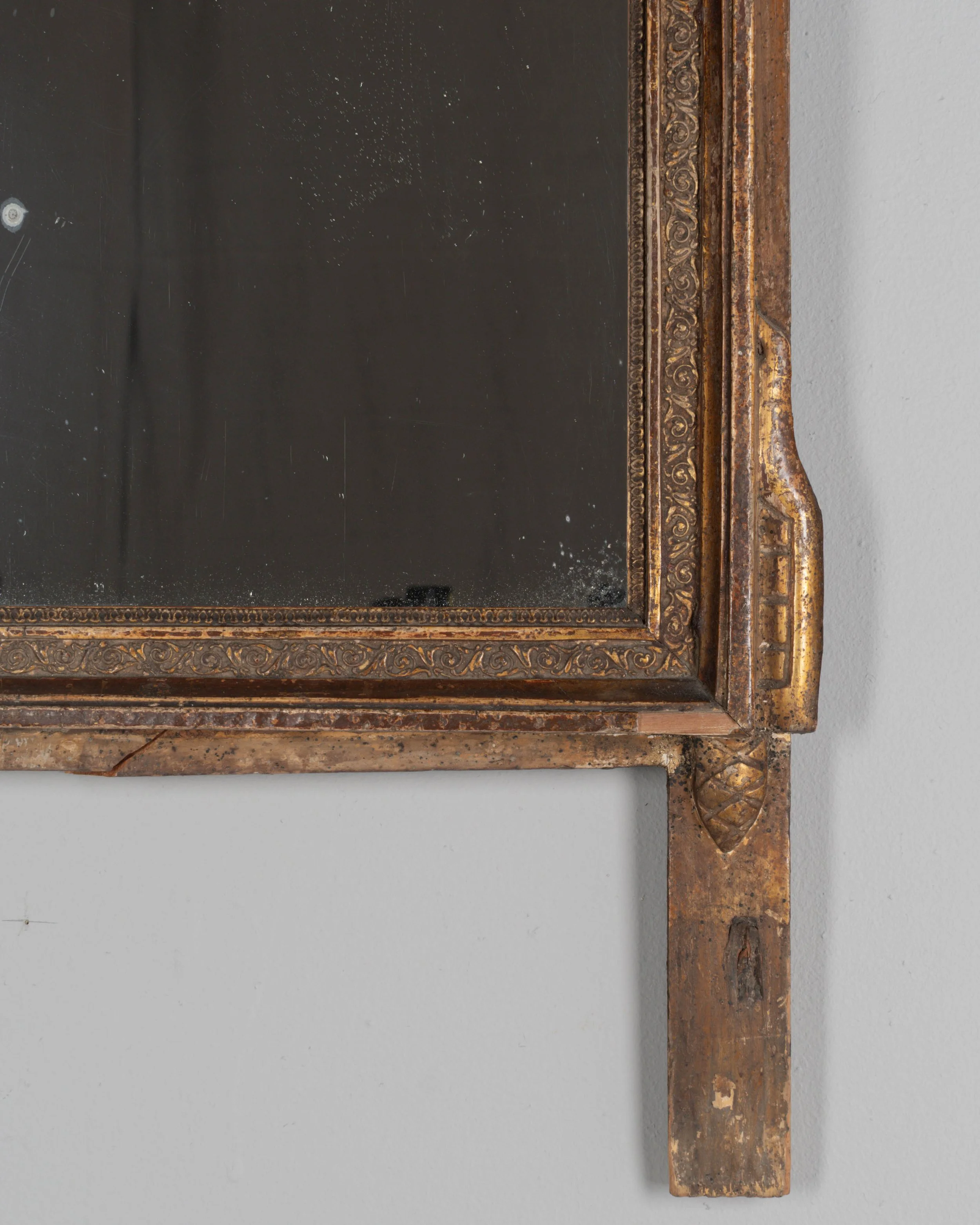 19th Century French Louis XVI Giltwood Mirror