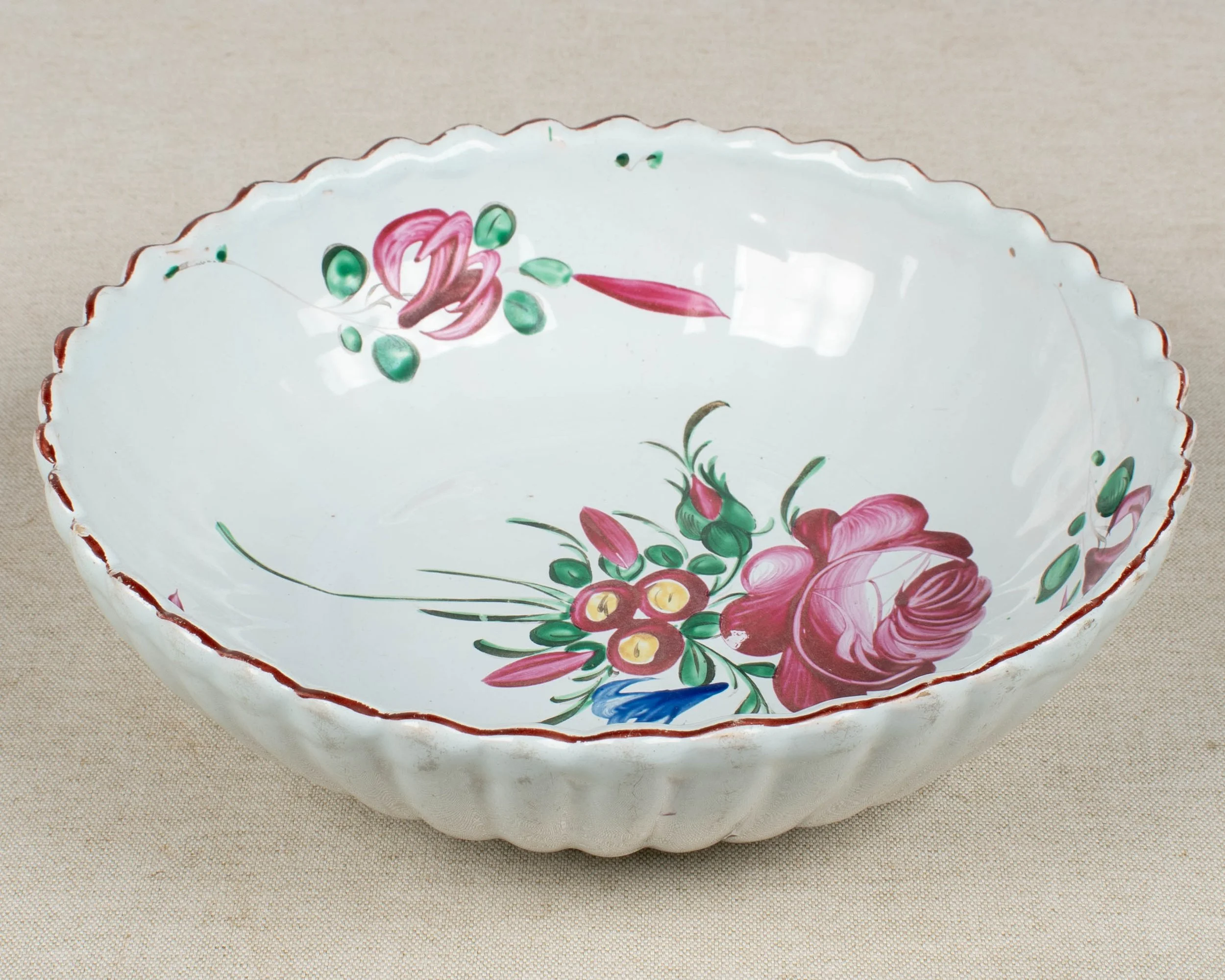 19th Century French Lunéville Saint Clément Faience Bowl