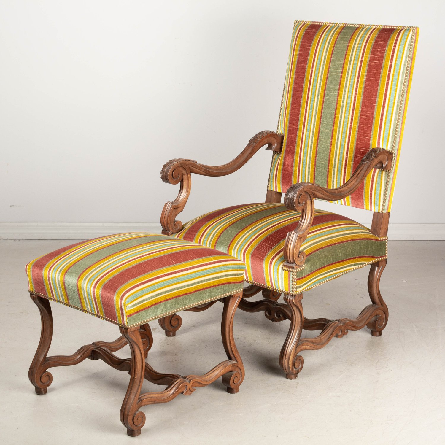 Olivier Fleury French Antiques-Antique Chairs Online