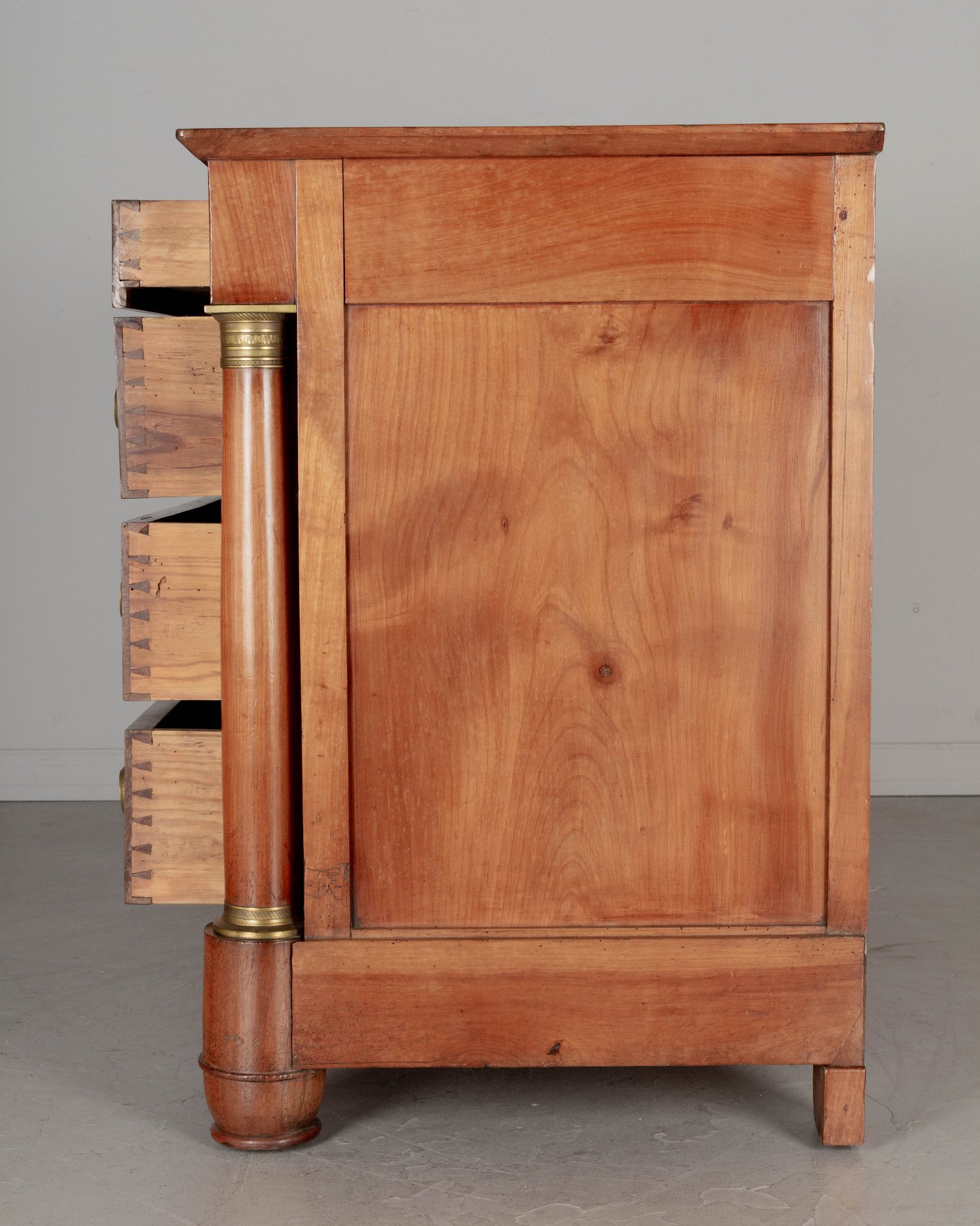 Antique Furniture Buyers - Sideboards, Chests, Rosewood, Antique tables