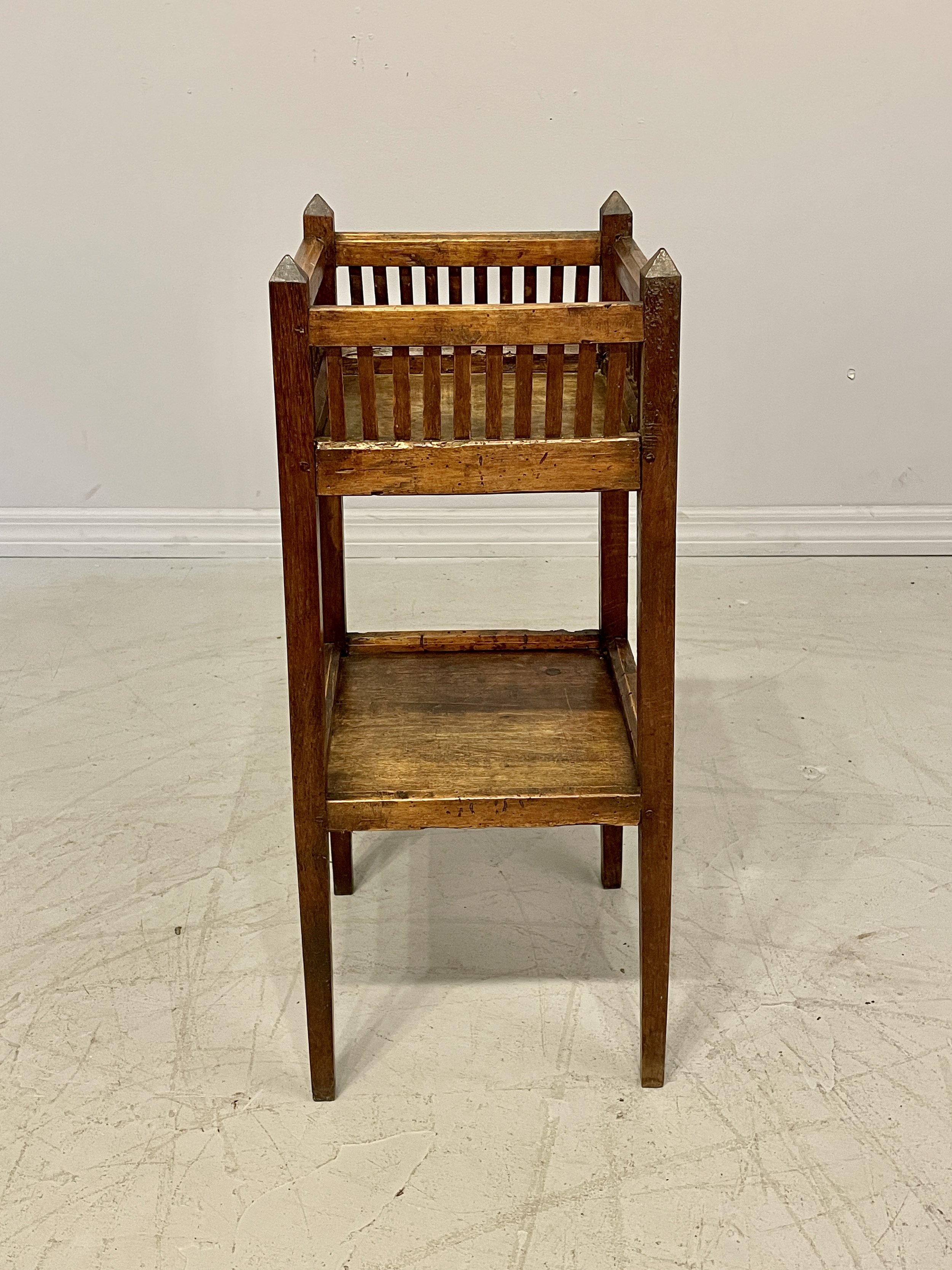 19th century French Provincial two tiers side table made of oak and beechwood. Pegged construction