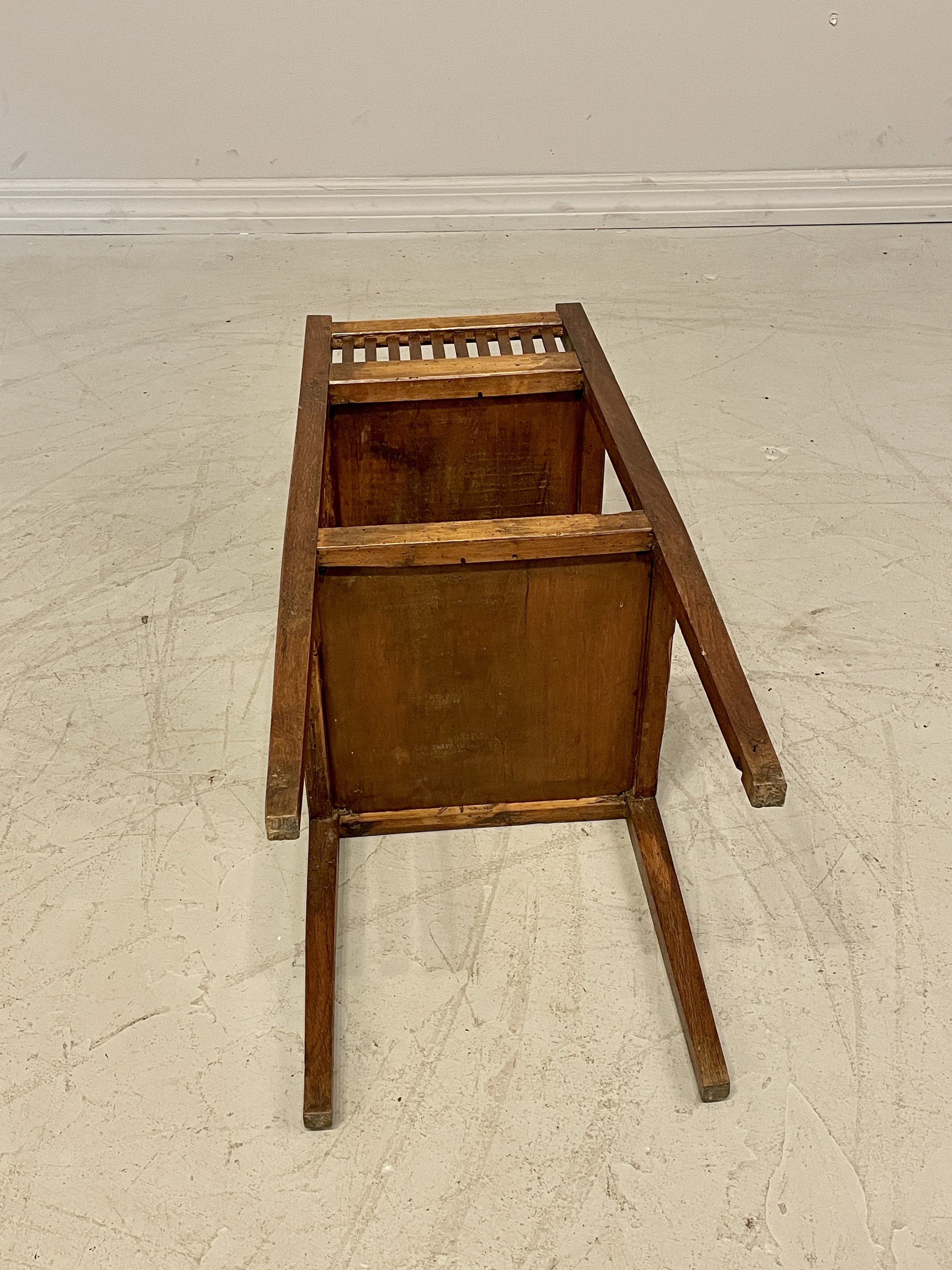 19th century French Provincial two tiers side table made of oak and beechwood. Pegged construction